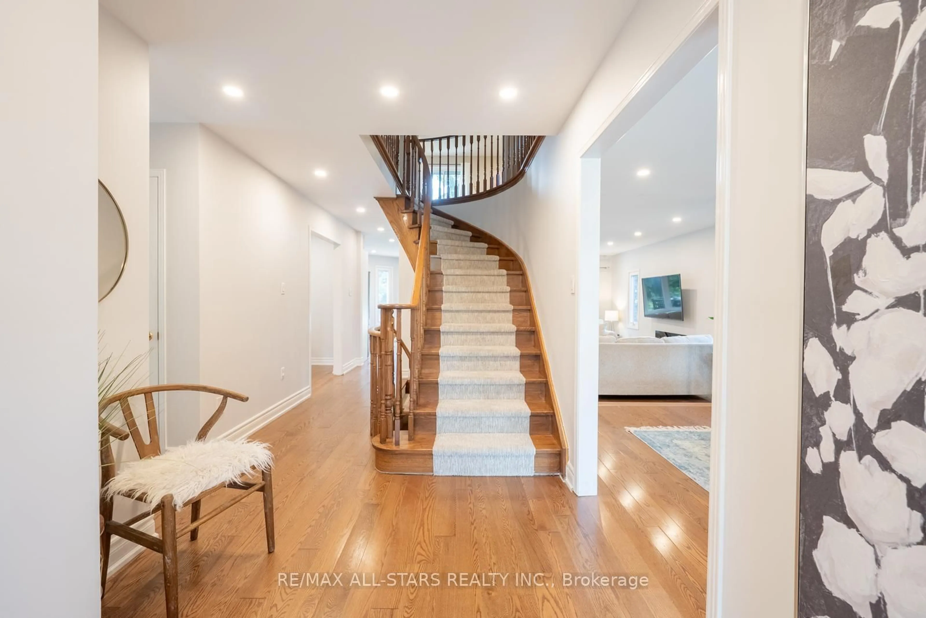 Unknown for 6665 Main St, Whitchurch-Stouffville Ontario L4A 6B3