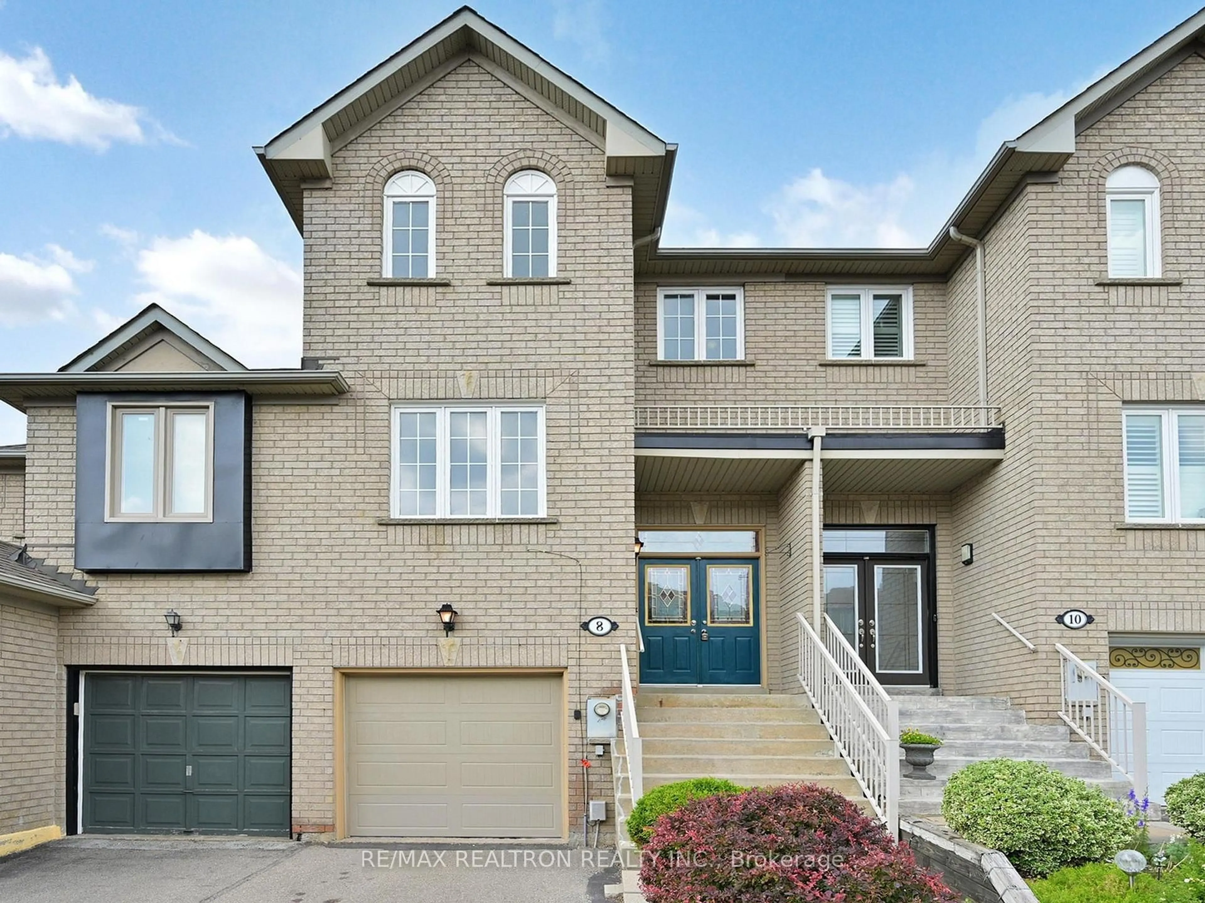 Home with brick exterior material, street for 8 Coburg Cres, Richmond Hill Ontario L4B 4E1