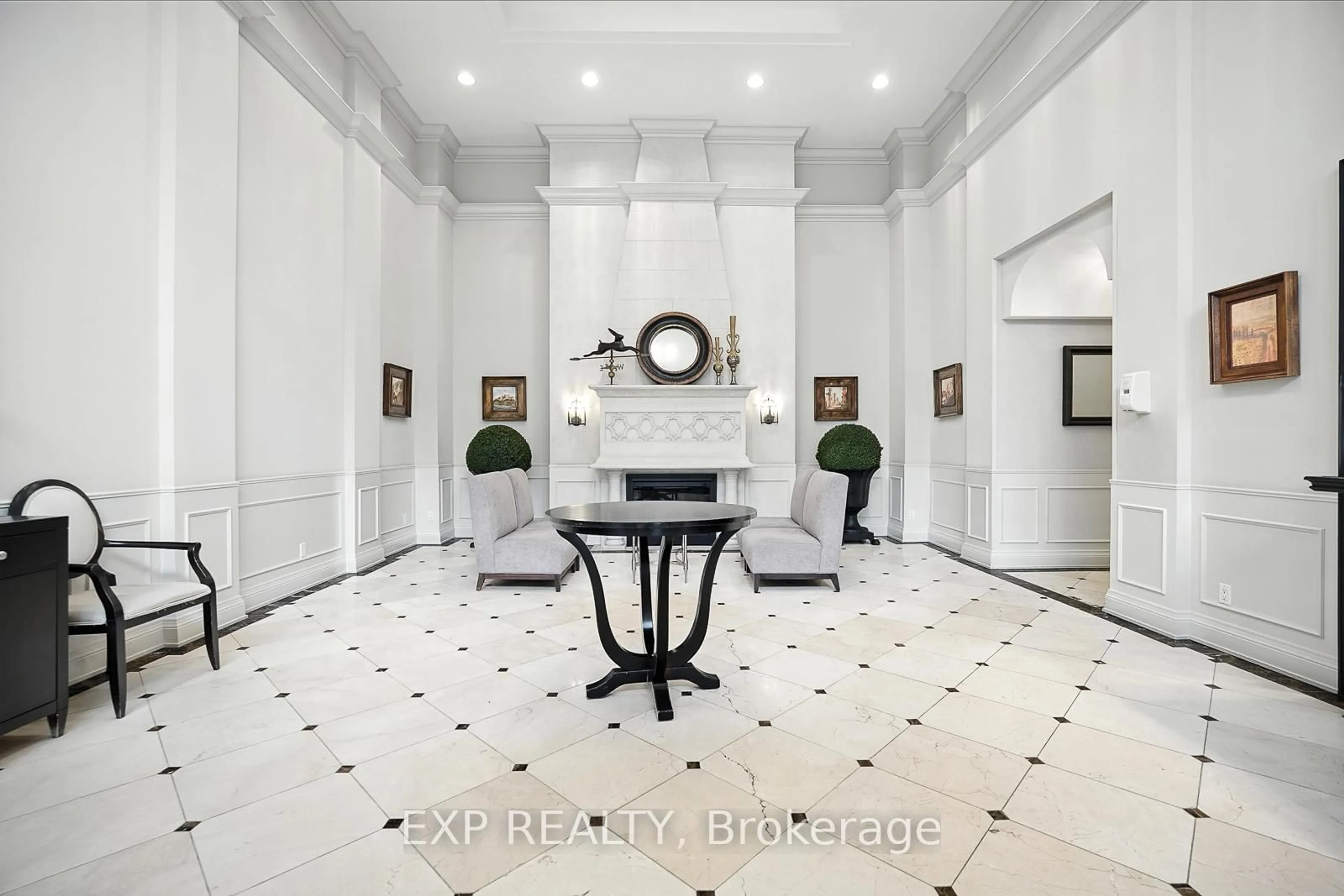 Lobby for 350 Red Maple Rd #505, Richmond Hill Ontario L4C 0T5