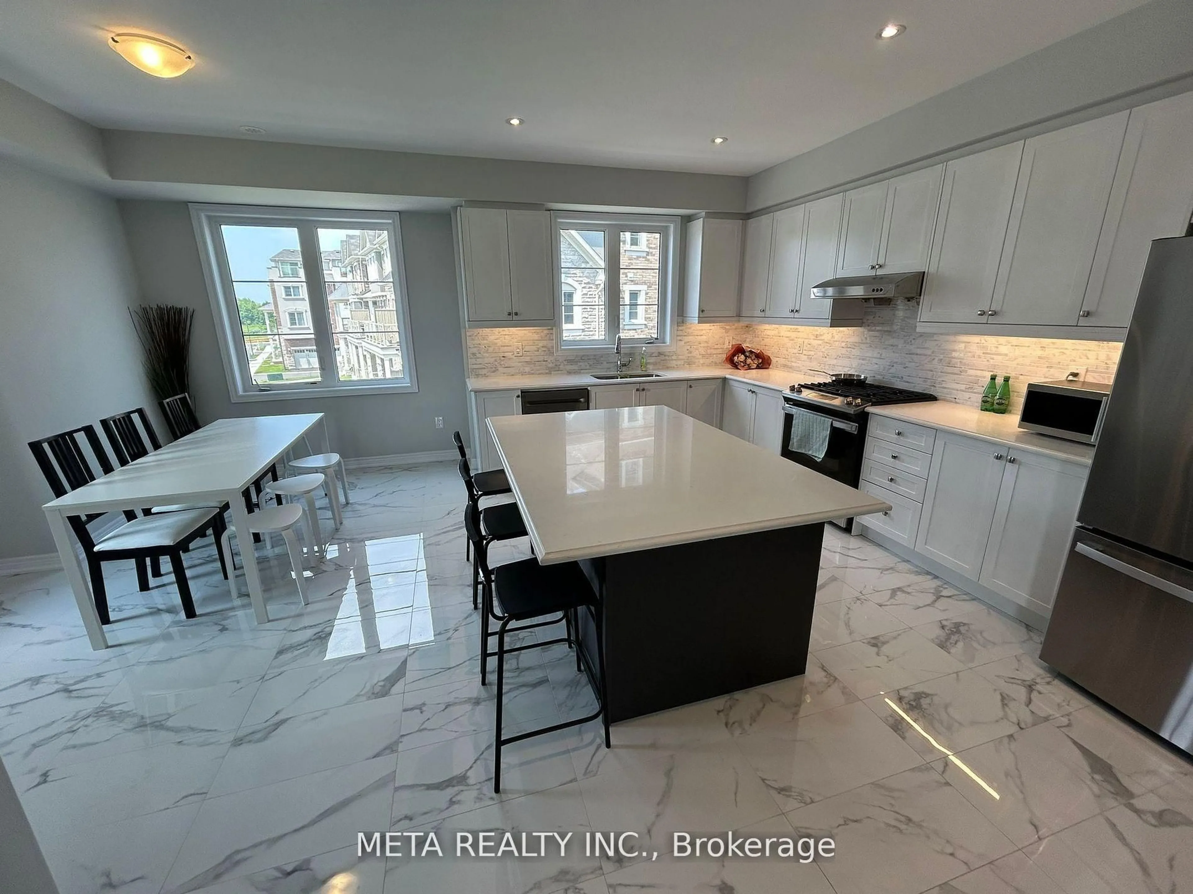 Open concept kitchen, ceramic/tile floor for 2 Bruce Boyd Dr, Markham Ontario L6B 1R3