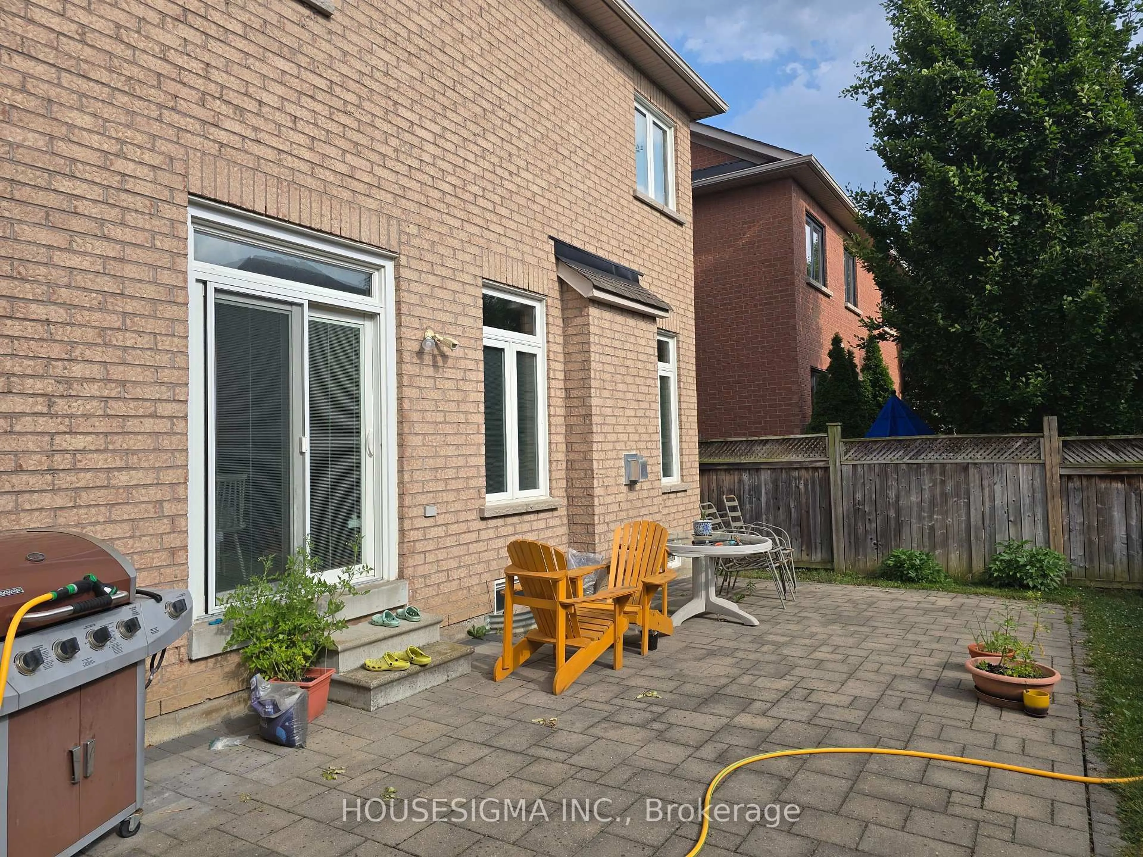 Patio, street for 22 Renoir Dr, Vaughan Ontario L4J 9A9