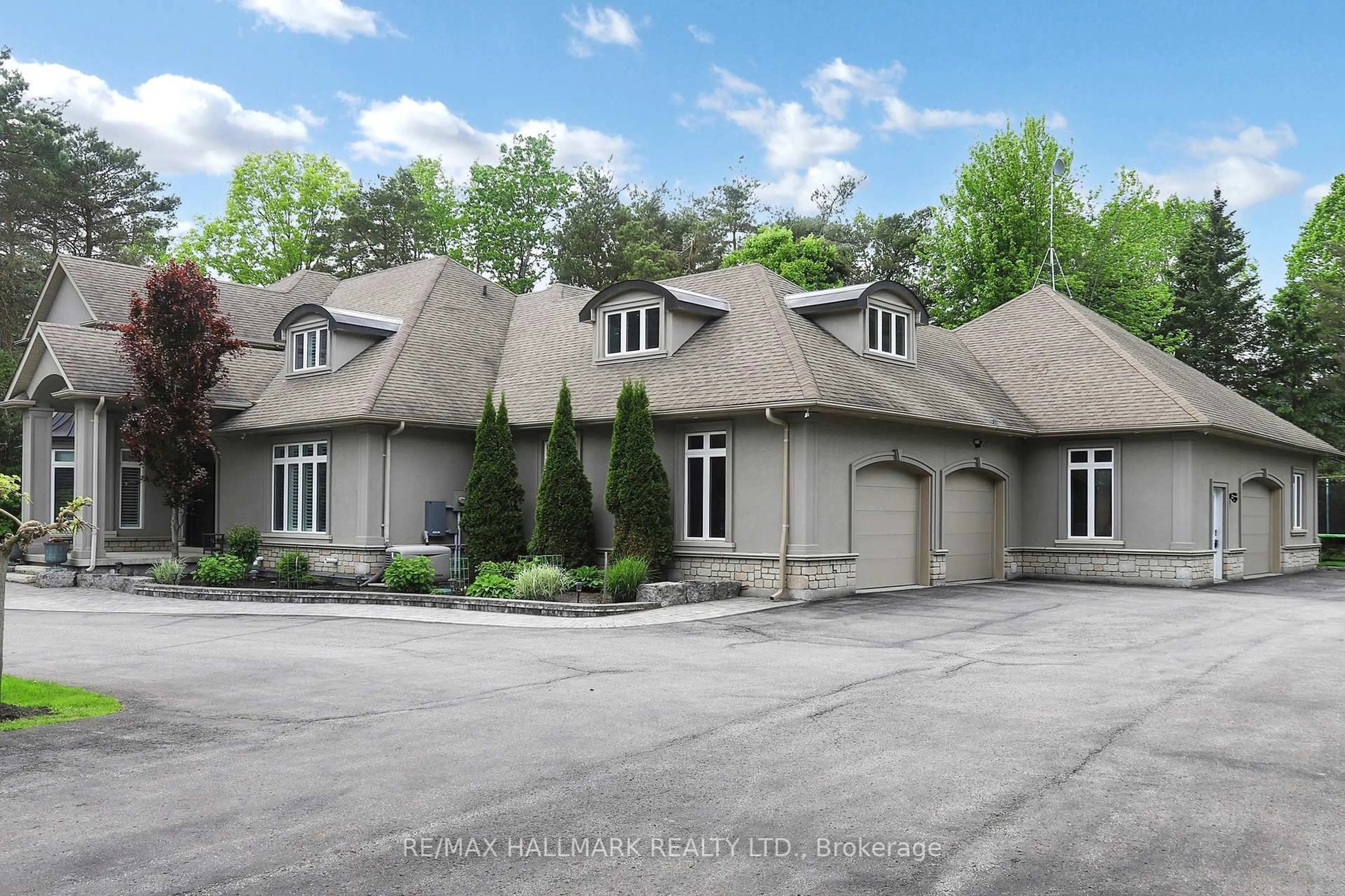 Unknown for 11 Loggers Tr, Whitchurch-Stouffville Ontario L4A 2L6