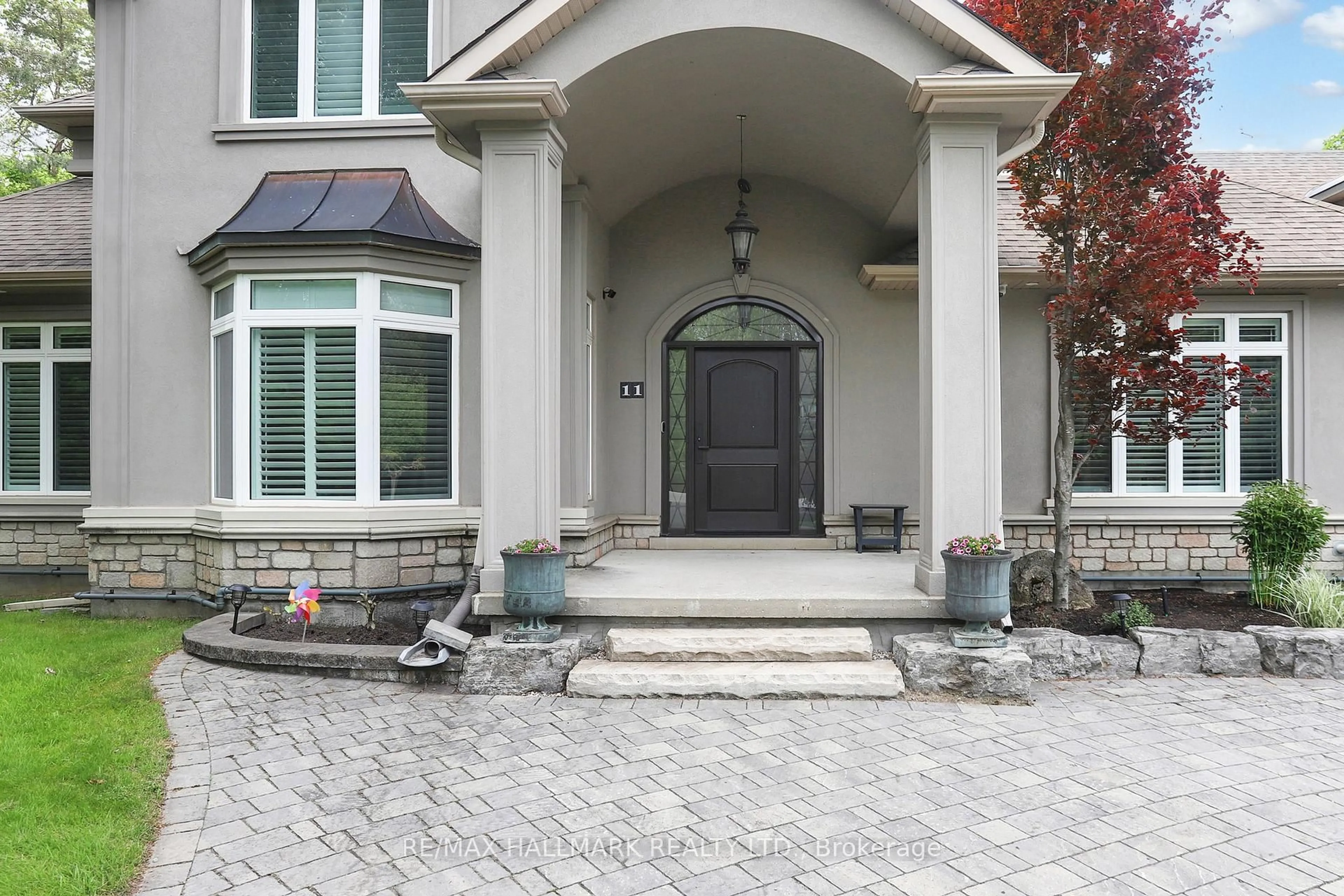 Unknown for 11 Loggers Tr, Whitchurch-Stouffville Ontario L4A 2L6