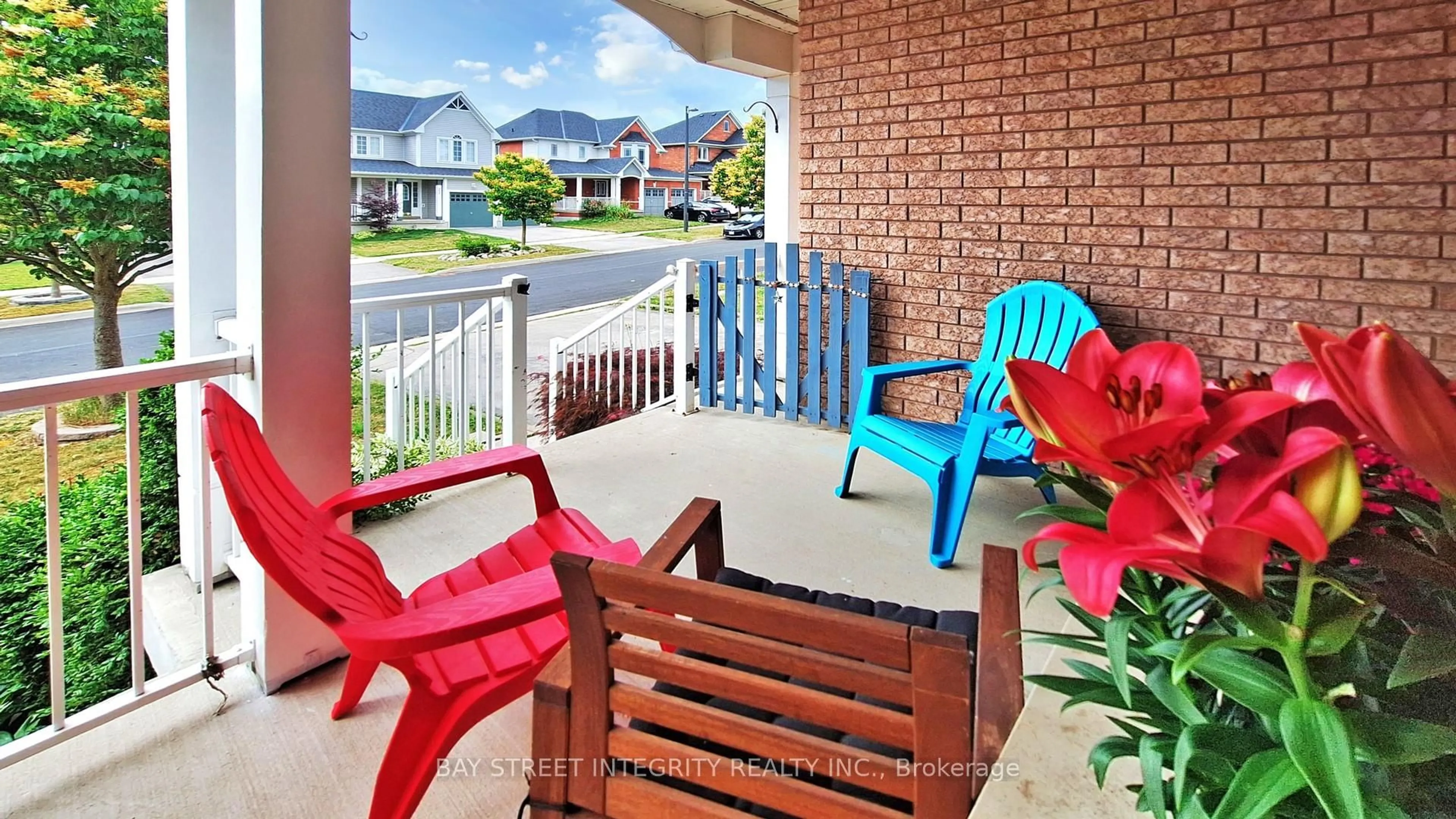 Patio, water/lake/river/ocean view for 24 Ian Dr, Georgina Ontario L4P 4H1