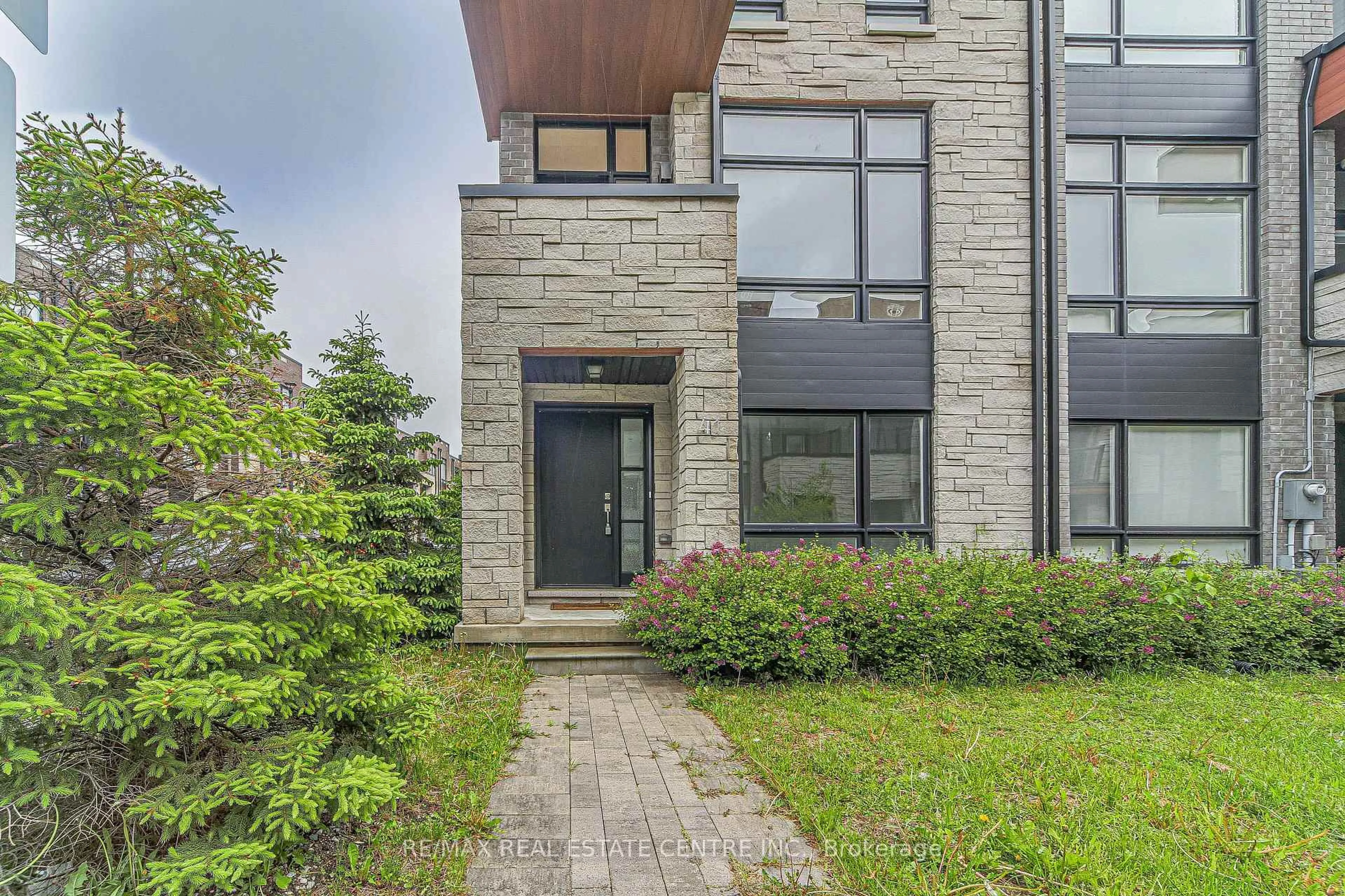 Home with brick exterior material, street for 41 Gerussi St, Vaughan Ontario L4H 4R7