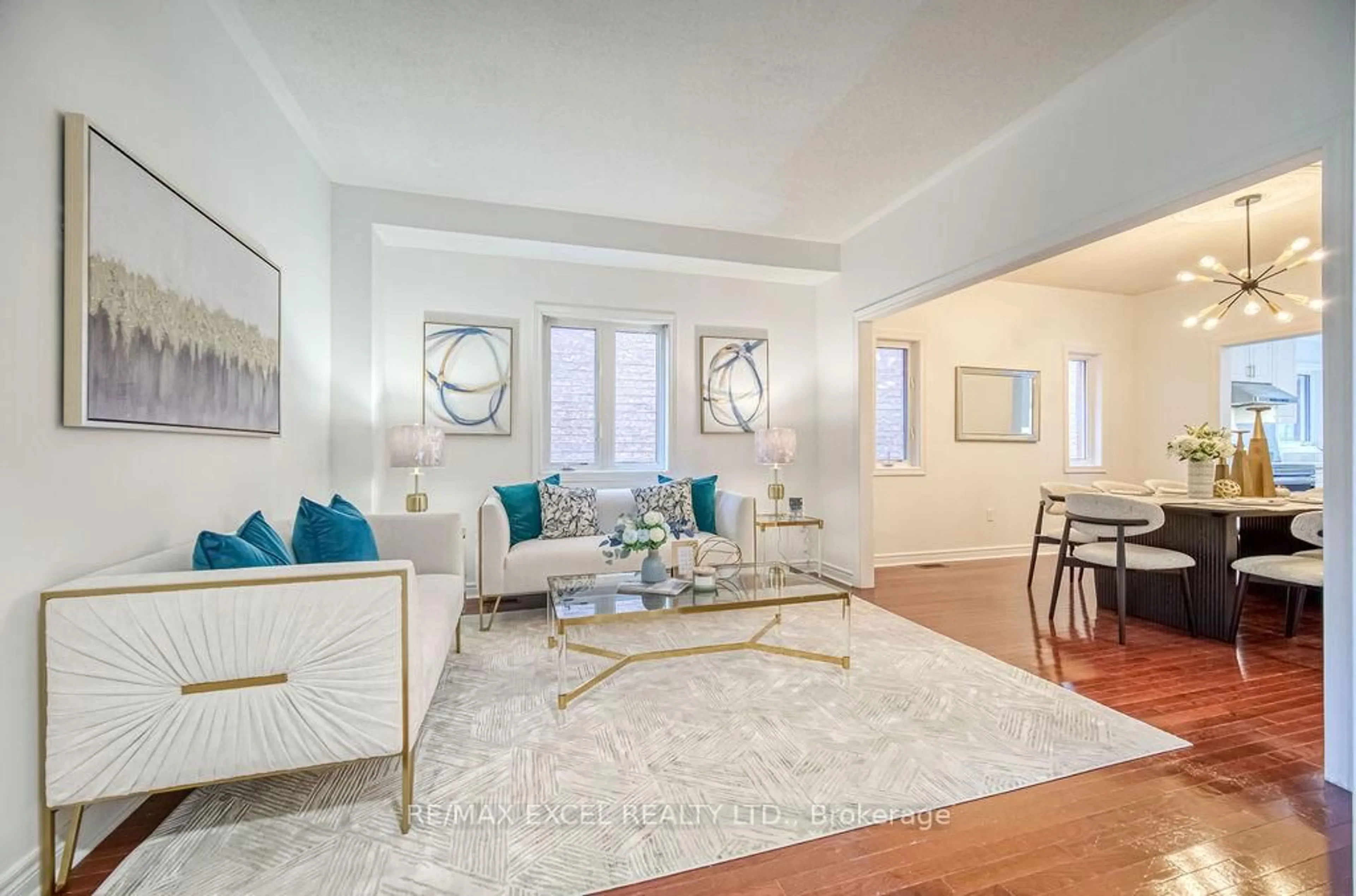 Living room with furniture, unknown for 316 Williamson Rd, Markham Ontario L6E 2A7