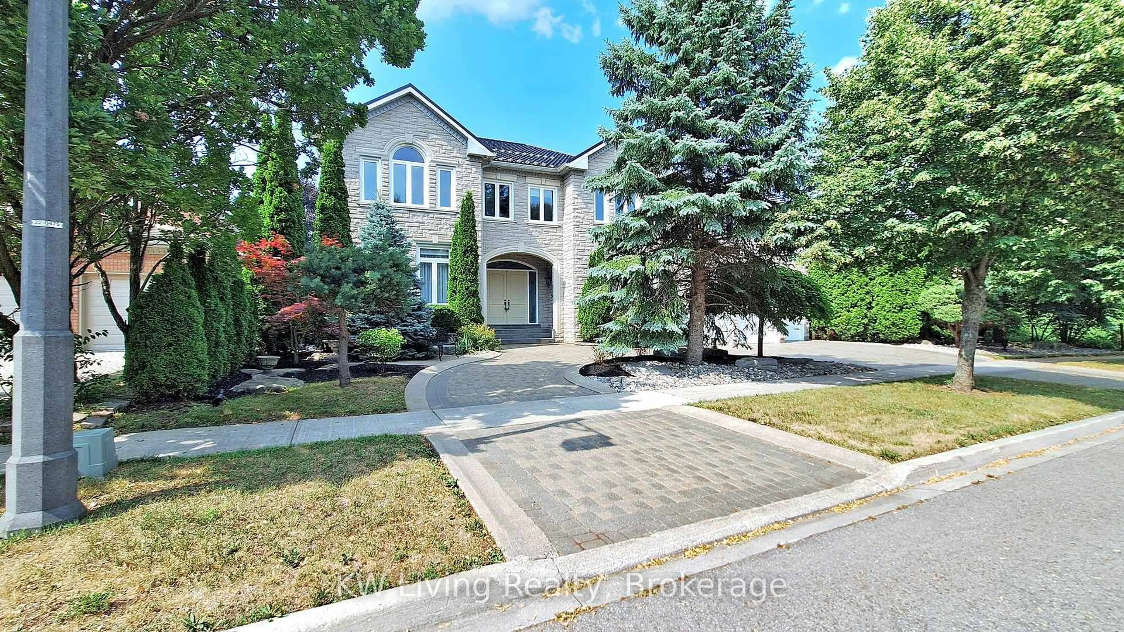 Home with brick exterior material, street for 63 Lytton Blvd, Richmond Hill Ontario L4B 3H4