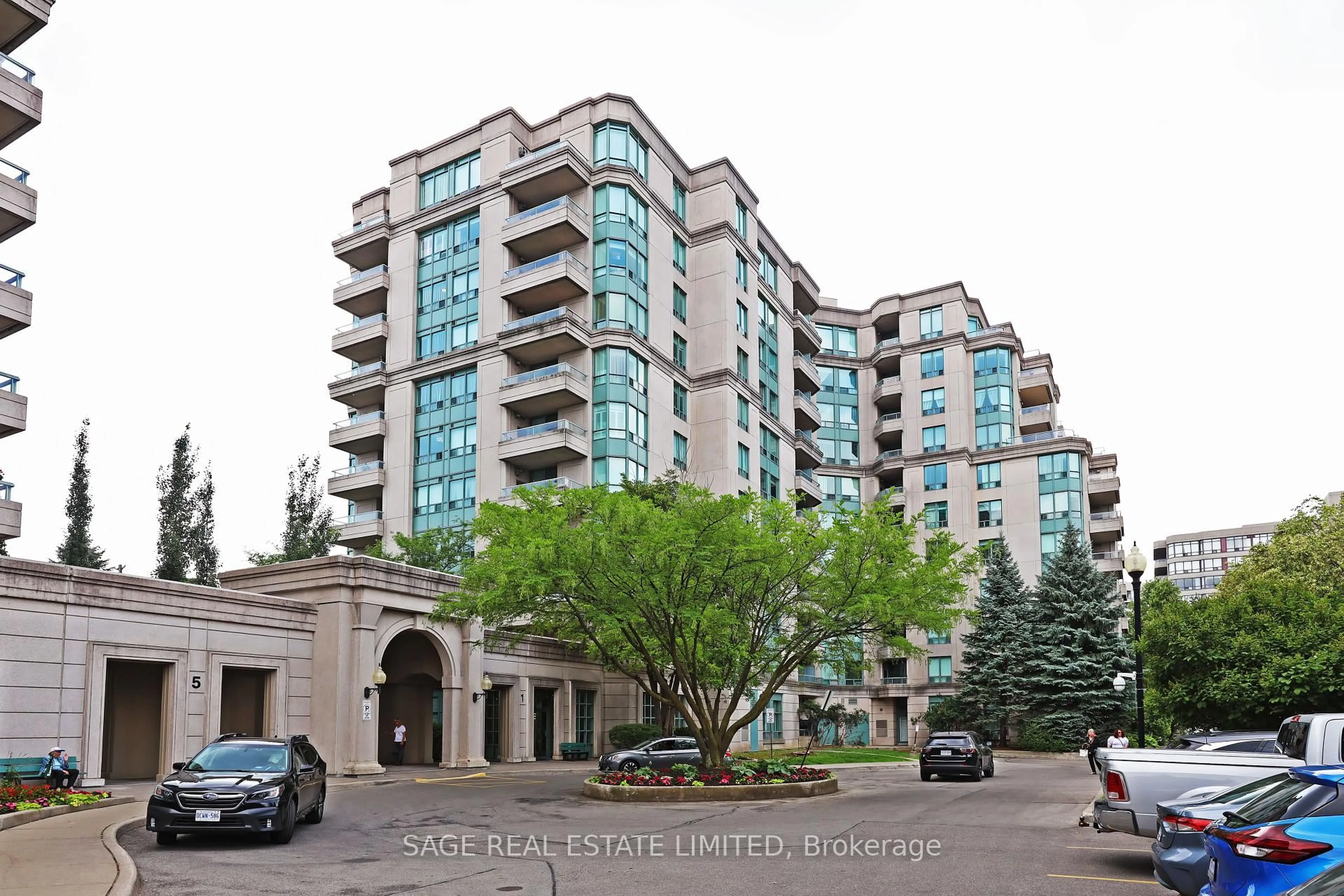 Indoor foyer for 1 Emerald Lane #604, Vaughan Ontario L4J 8N2