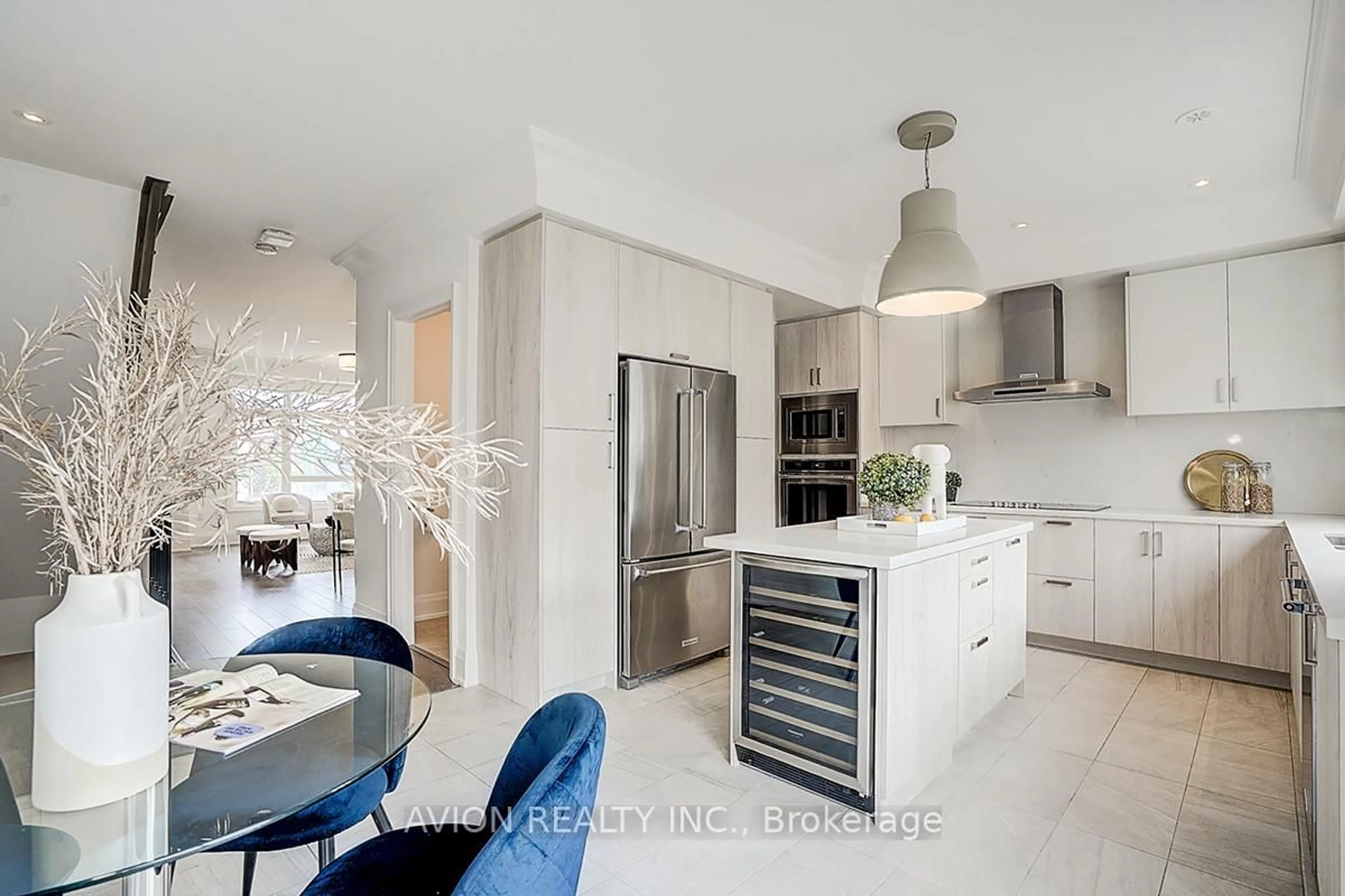 Contemporary kitchen, ceramic/tile floor for 15 Gandhi Lane, Markham Ontario L3T 0G4