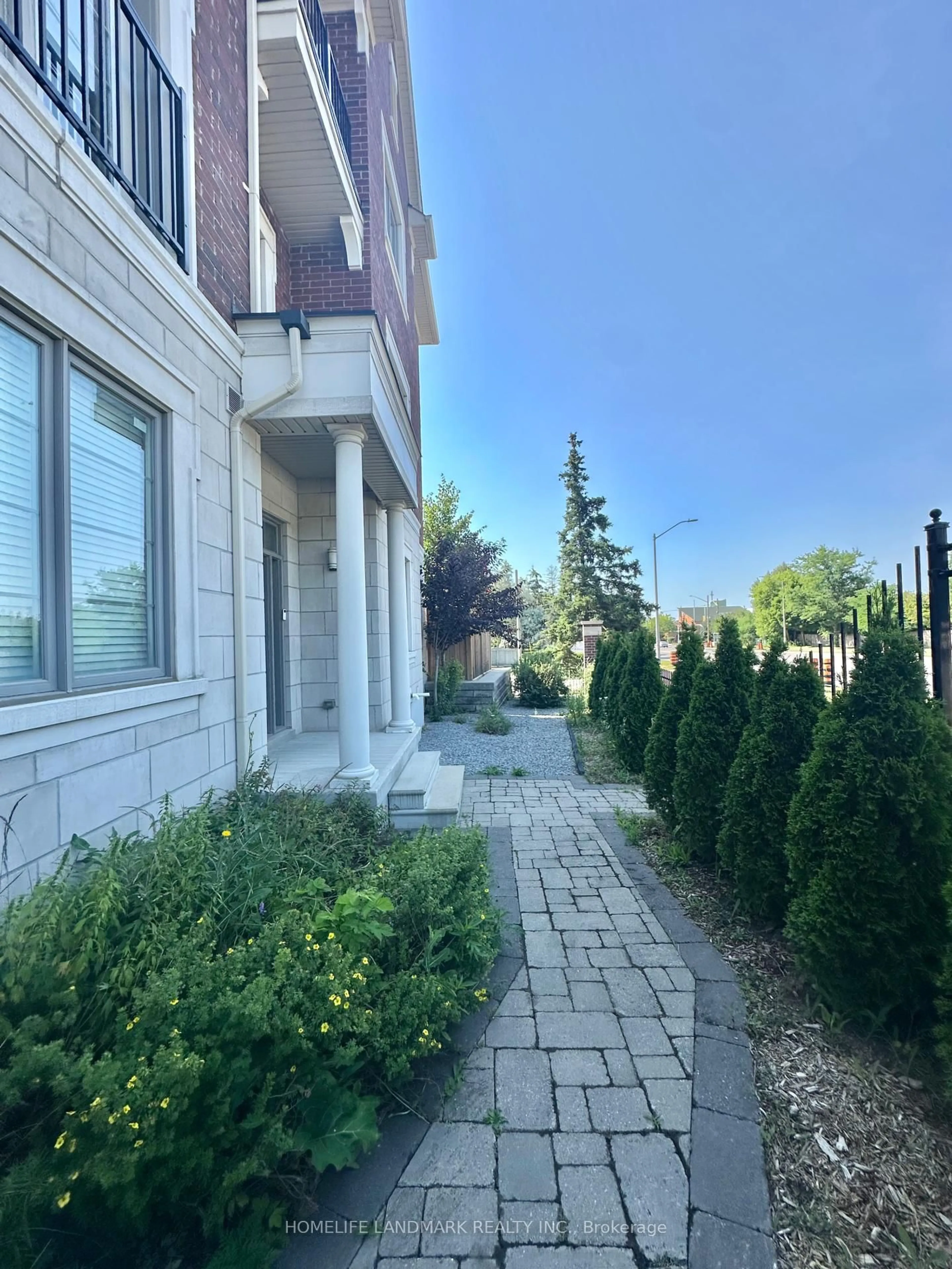 Unknown for 5 Dunton Lane, Richmond Hill Ontario L4B 0G4