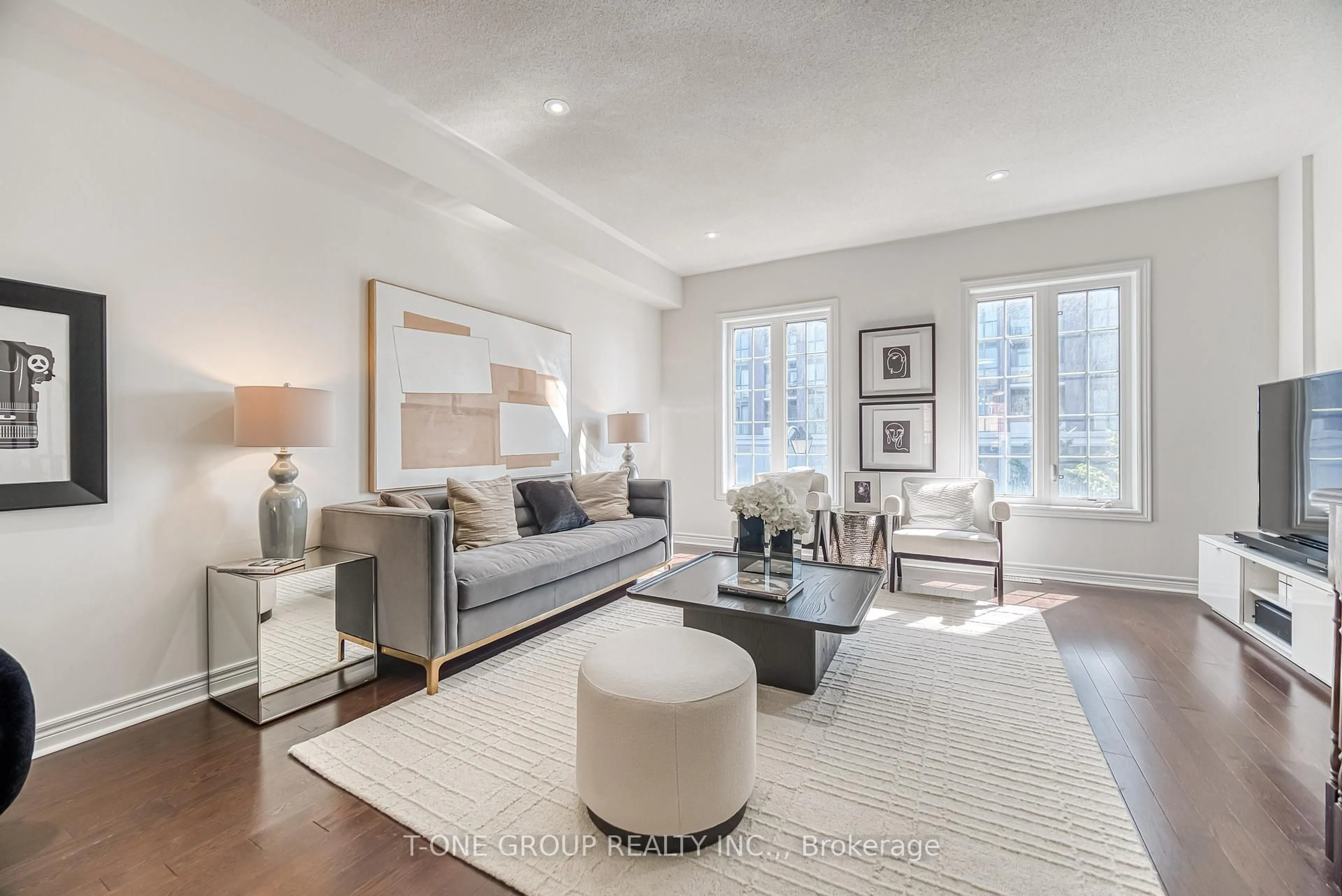 Living room with furniture, unknown for 20 Orca Dr, Markham Ontario L6E 0R6