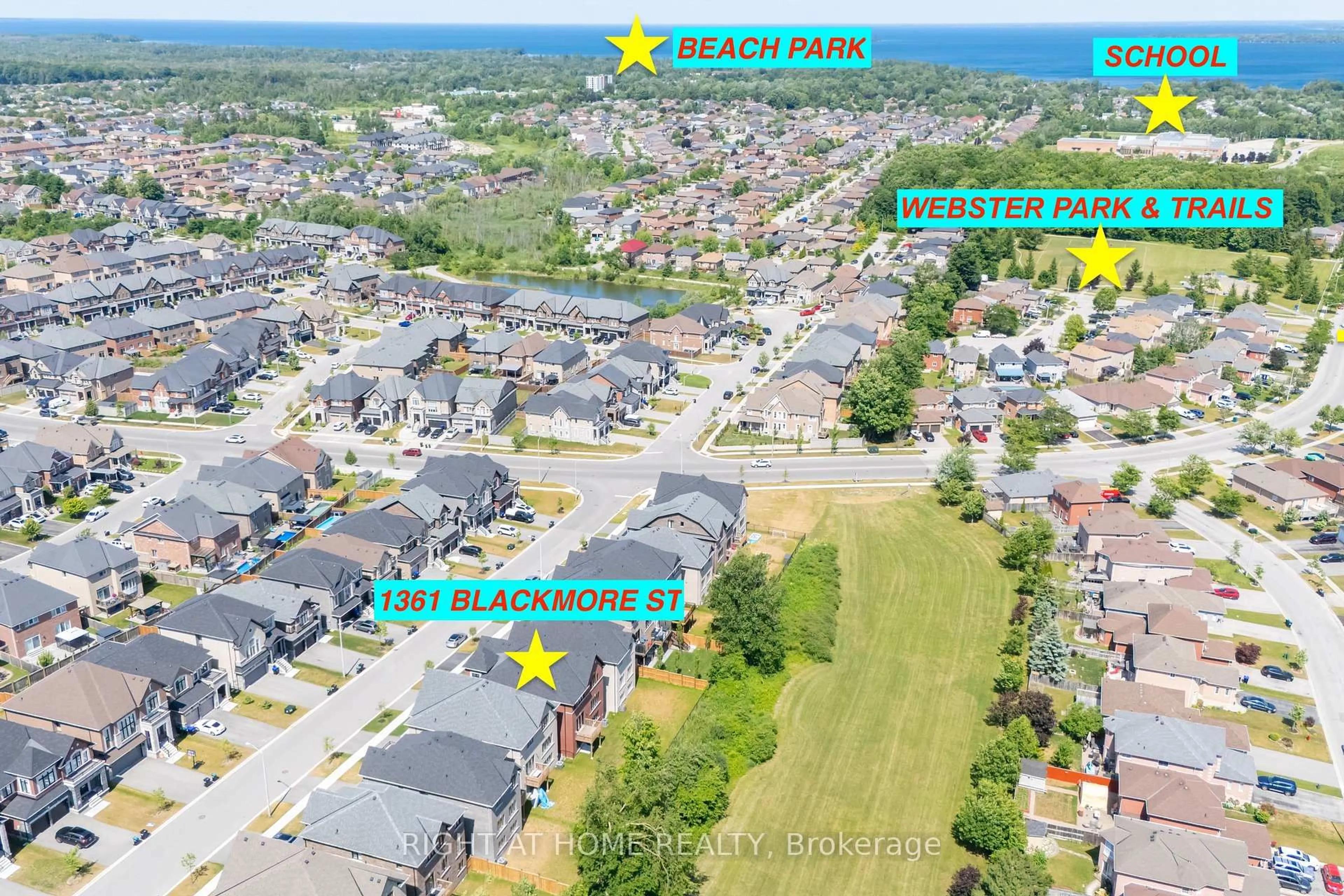 A pic from outside/outdoor area/front of a property/back of a property/a pic from drone, street for 1361 Blackmore St, Innisfil Ontario L9S 0P3