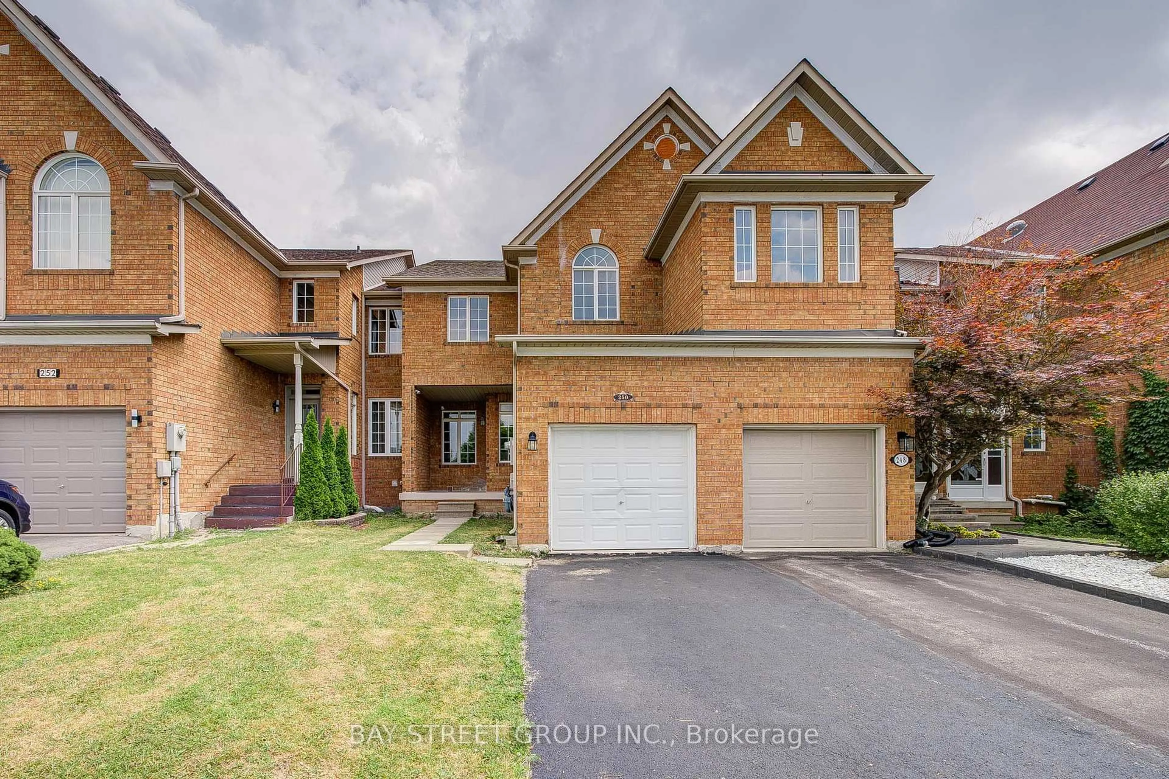 Home with brick exterior material, street for 250 Kimono Cres, Richmond Hill Ontario L4S 2A3