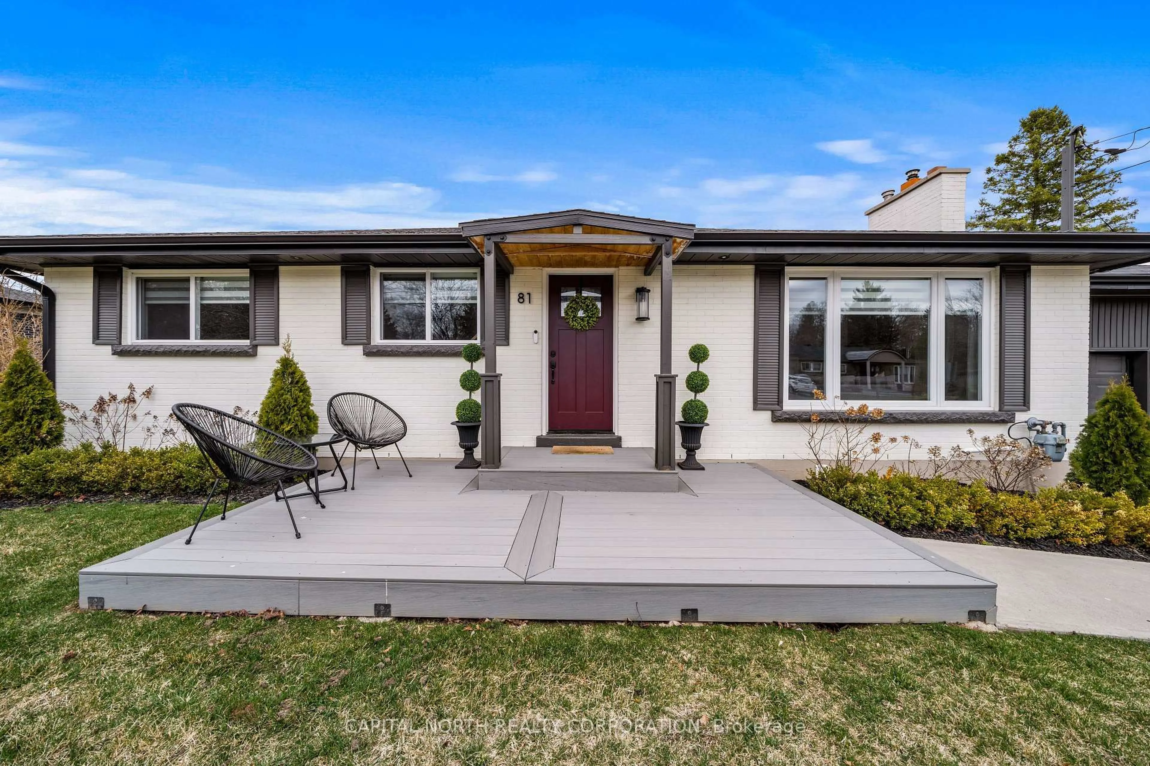 Home with vinyl exterior material, street for 81 Bachly Cres, King Ontario L7B 0E8