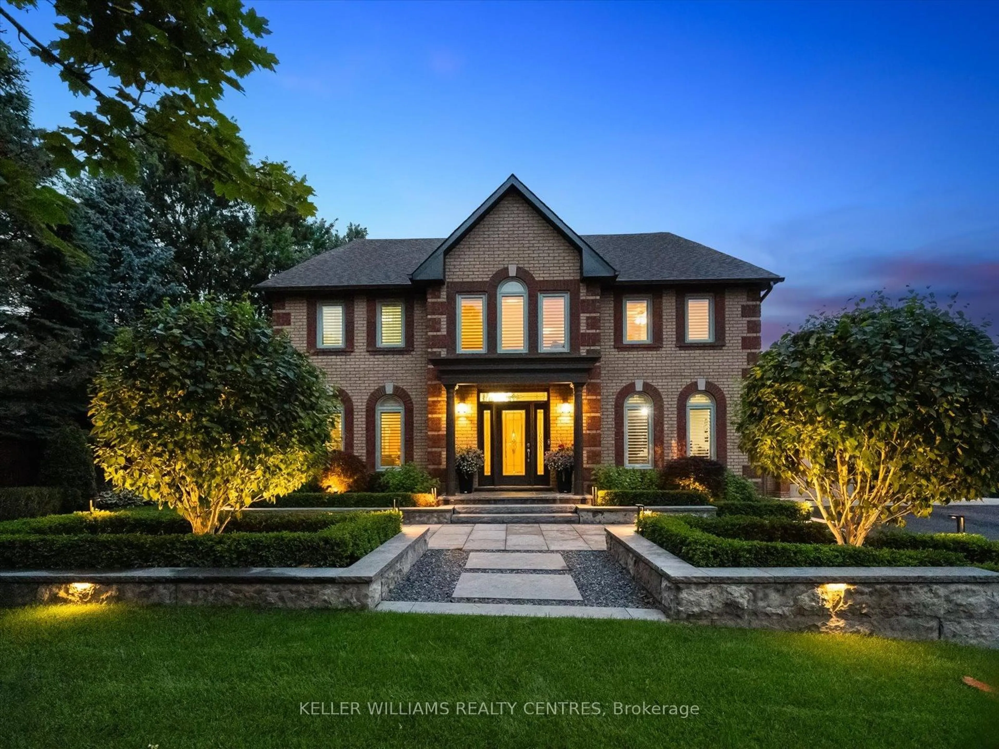 Home with brick exterior material, street for 88 Willow Farm Lane, Aurora Ontario L4G 6K3