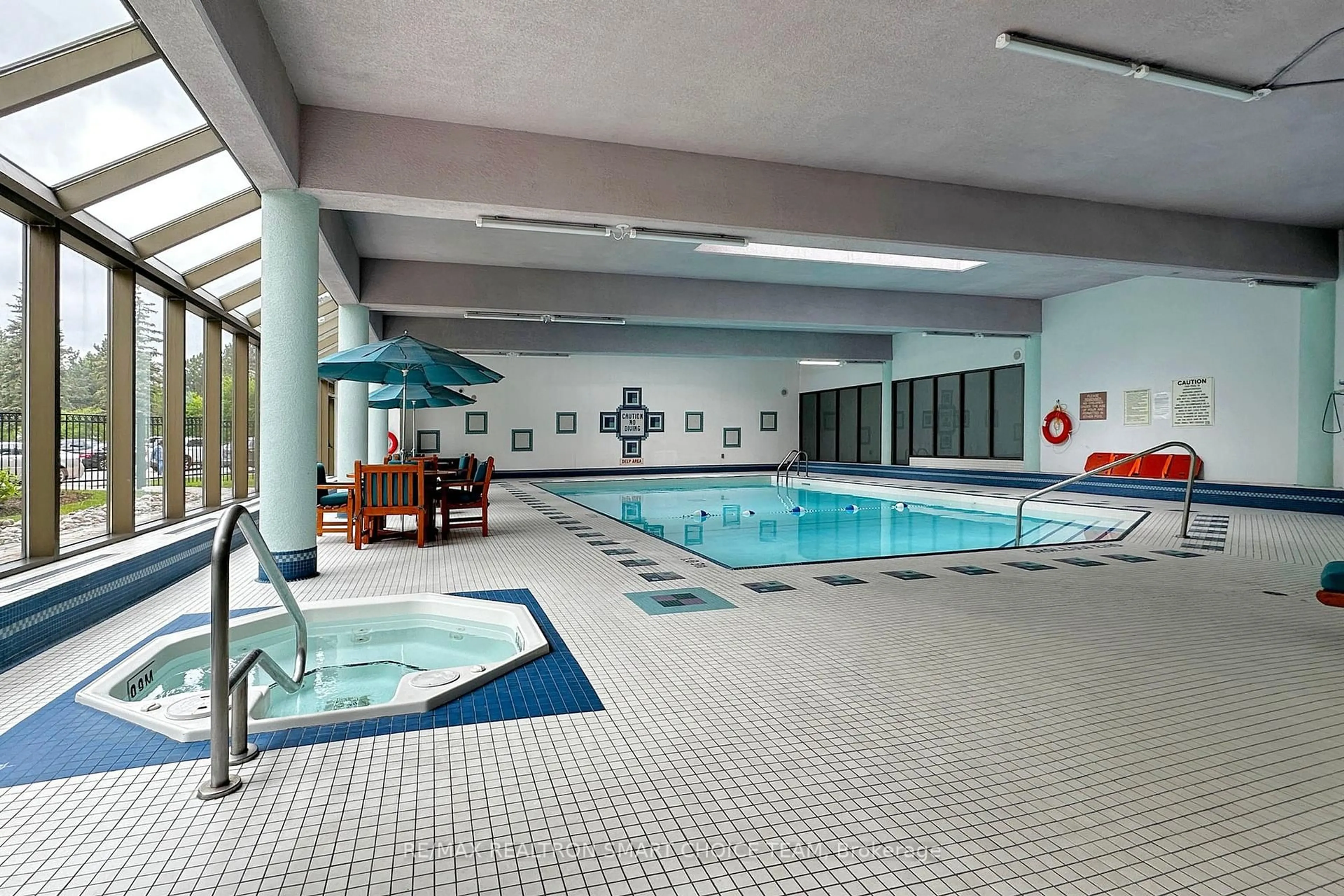 Pool for 610 Bullock Dr #514, Markham Ontario L3R 0G1