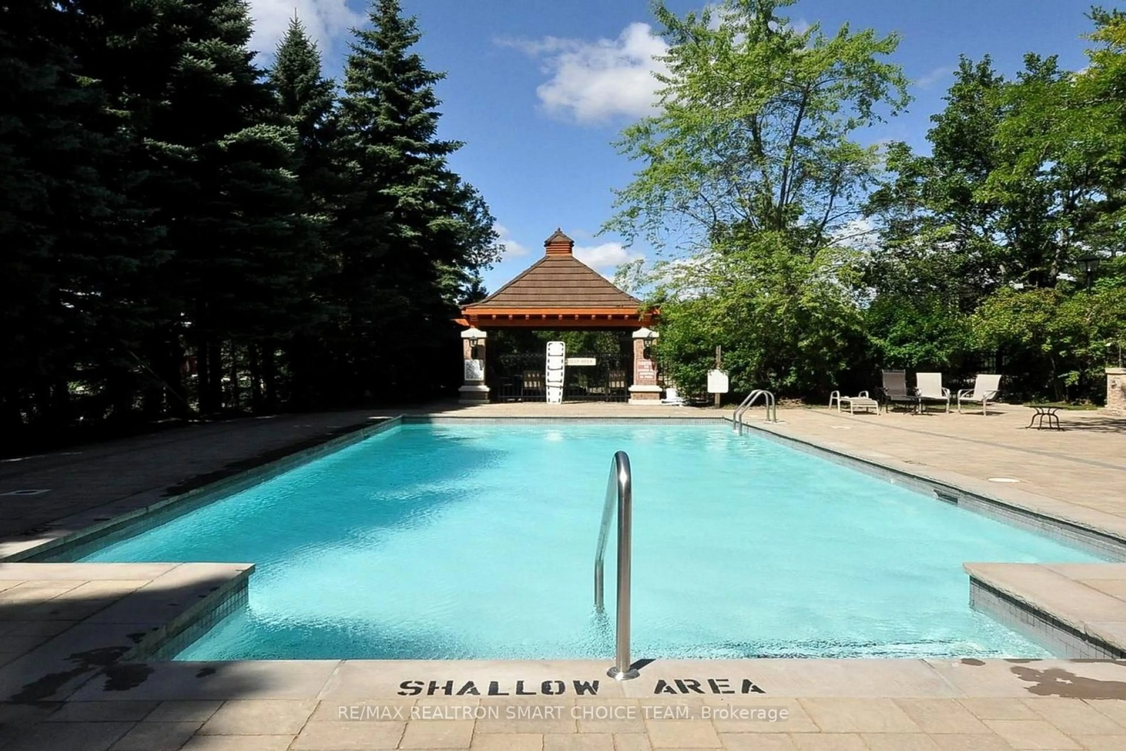 Pool for 610 Bullock Dr #514, Markham Ontario L3R 0G1
