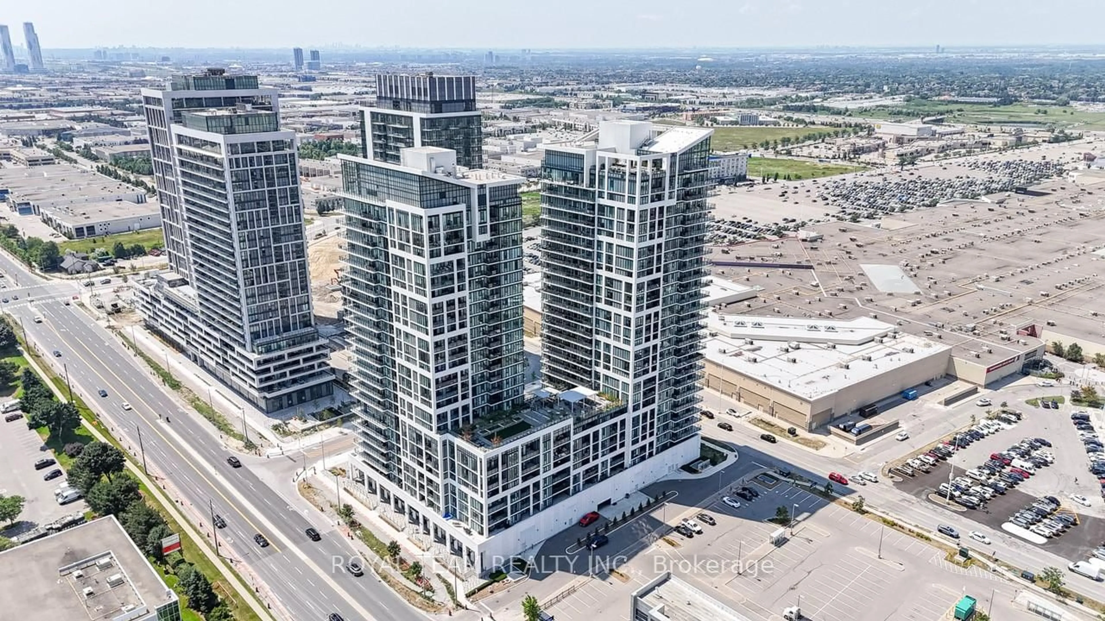 A pic from outside/outdoor area/front of a property/back of a property/a pic from drone, city buildings view from balcony for 9000 Jane St #2212, Vaughan Ontario L4K 0M6