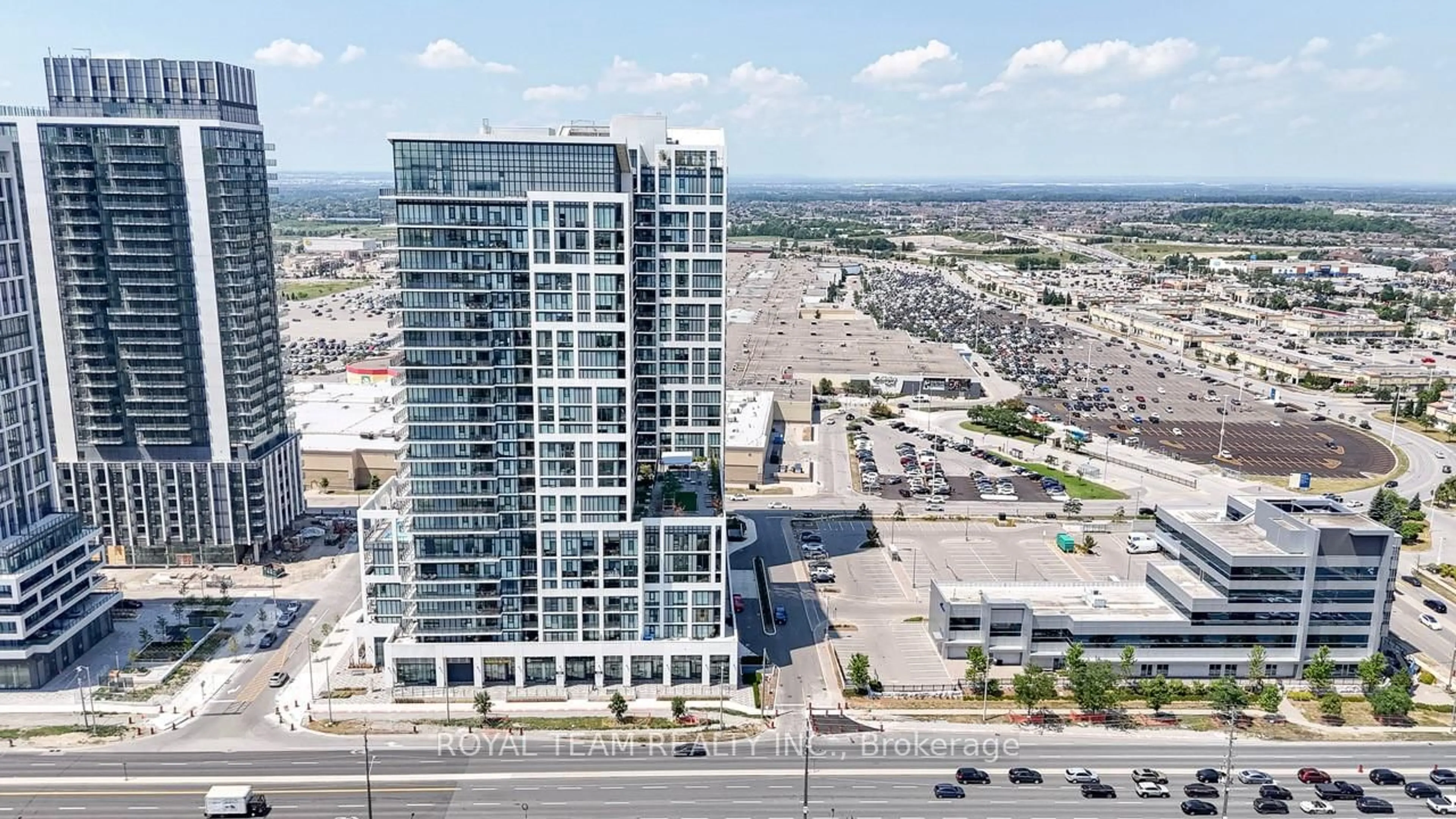A pic from outside/outdoor area/front of a property/back of a property/a pic from drone, city buildings view from balcony for 9000 Jane St #2212, Vaughan Ontario L4K 0M6