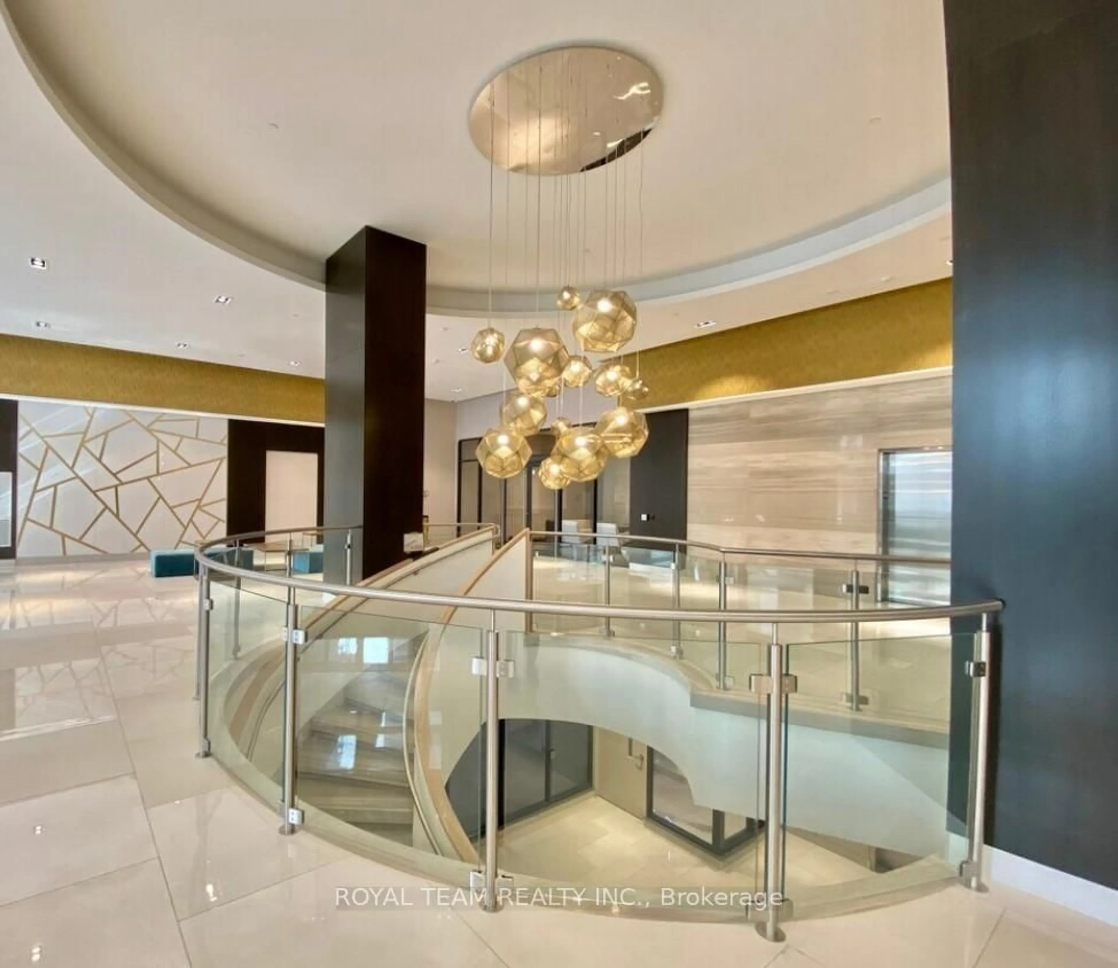 Indoor foyer for 9000 Jane St #2212, Vaughan Ontario L4K 0M6