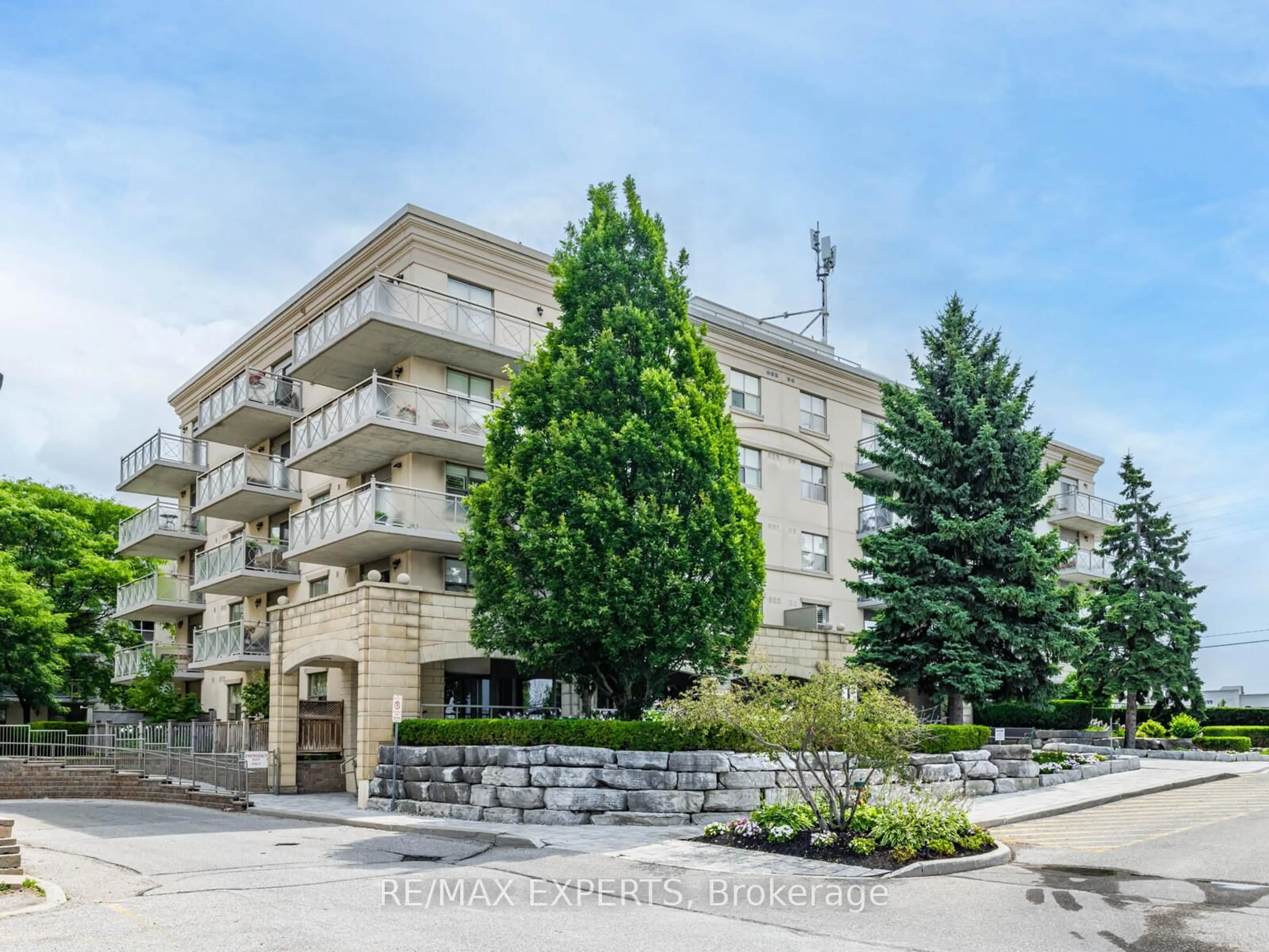 Unknown for 2500 Rutherford Rd #301, Vaughan Ontario L4K 5N7