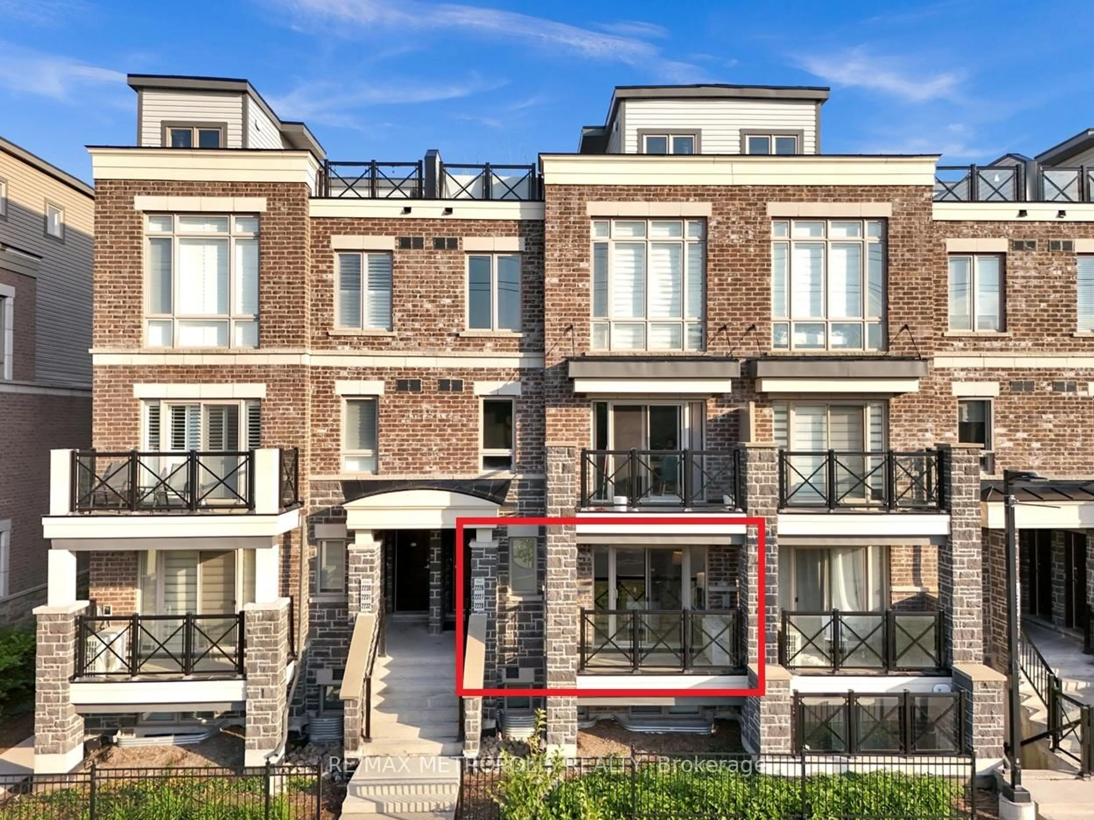 Home with brick exterior material, building for 10 Westmeath Lane #2226, Markham Ontario L6B 1N5