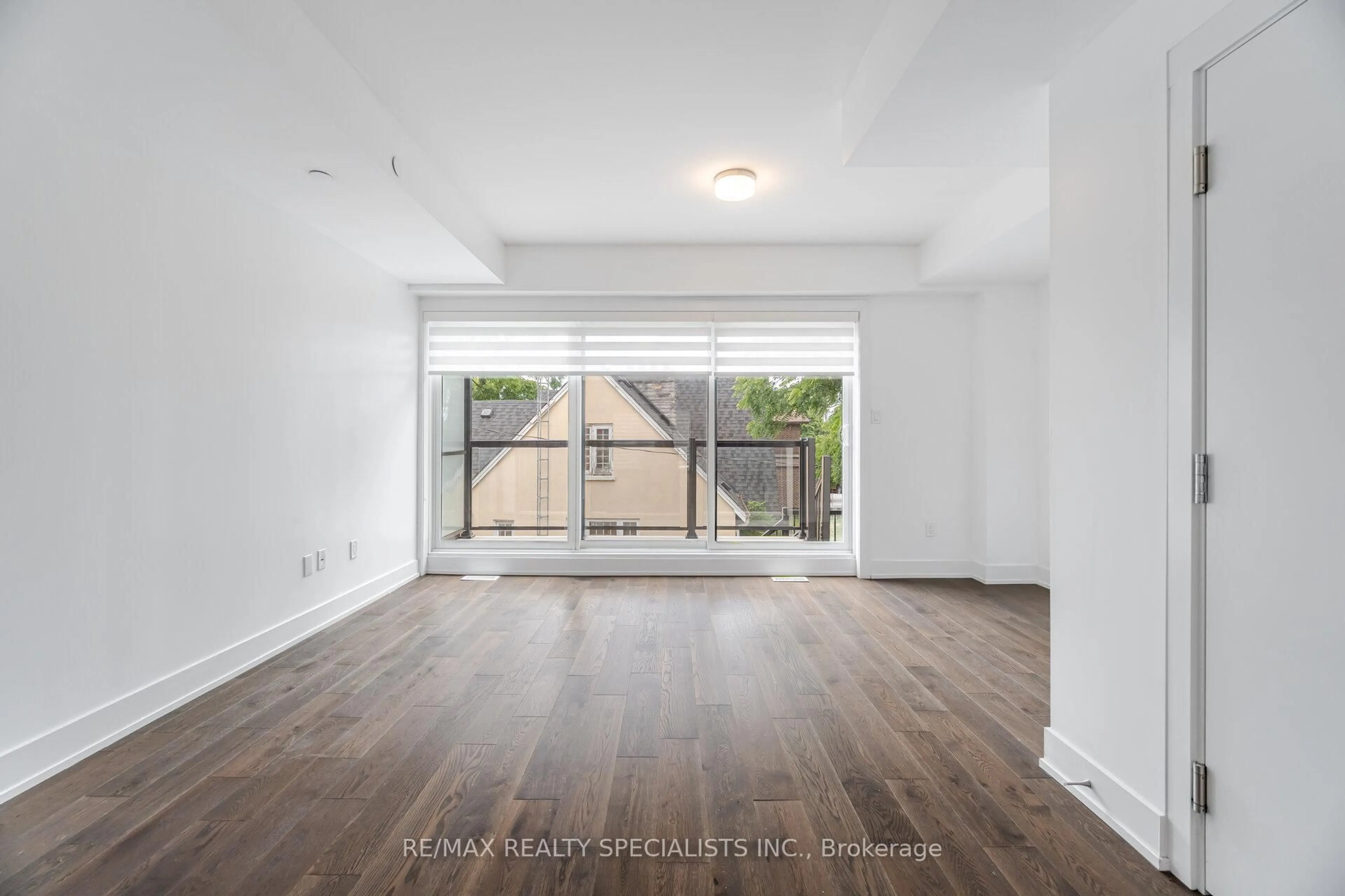 A pic of a room for 1 Hartman Ave #Unit 3, Vaughan Ontario L4L 1R6