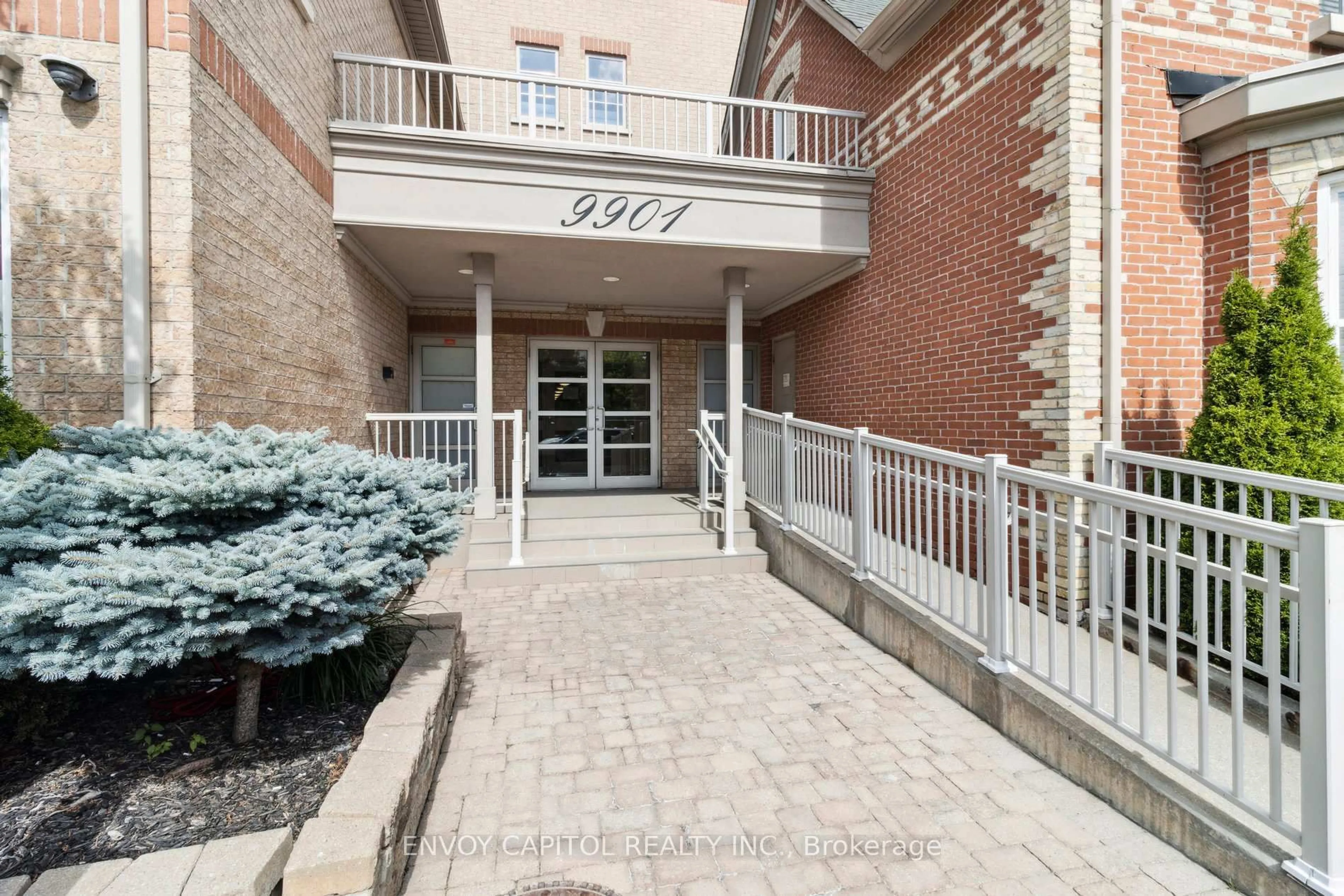 Indoor foyer for 9901 KEELE St #203, Vaughan Ontario L6A 0A1