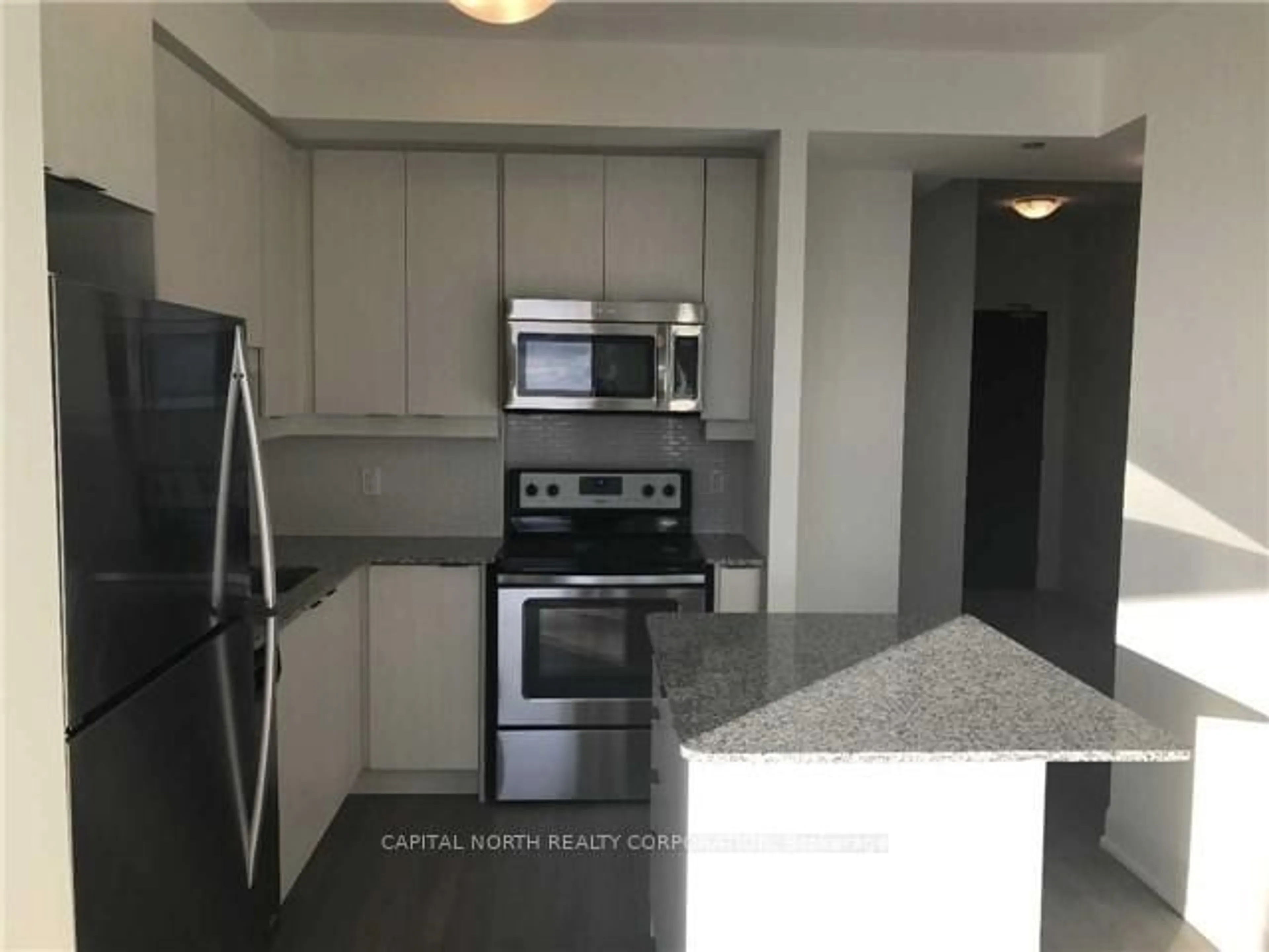 Standard kitchen, unknown for 2910 Highway 7 Rd #1304, Vaughan Ontario L4K 0H8
