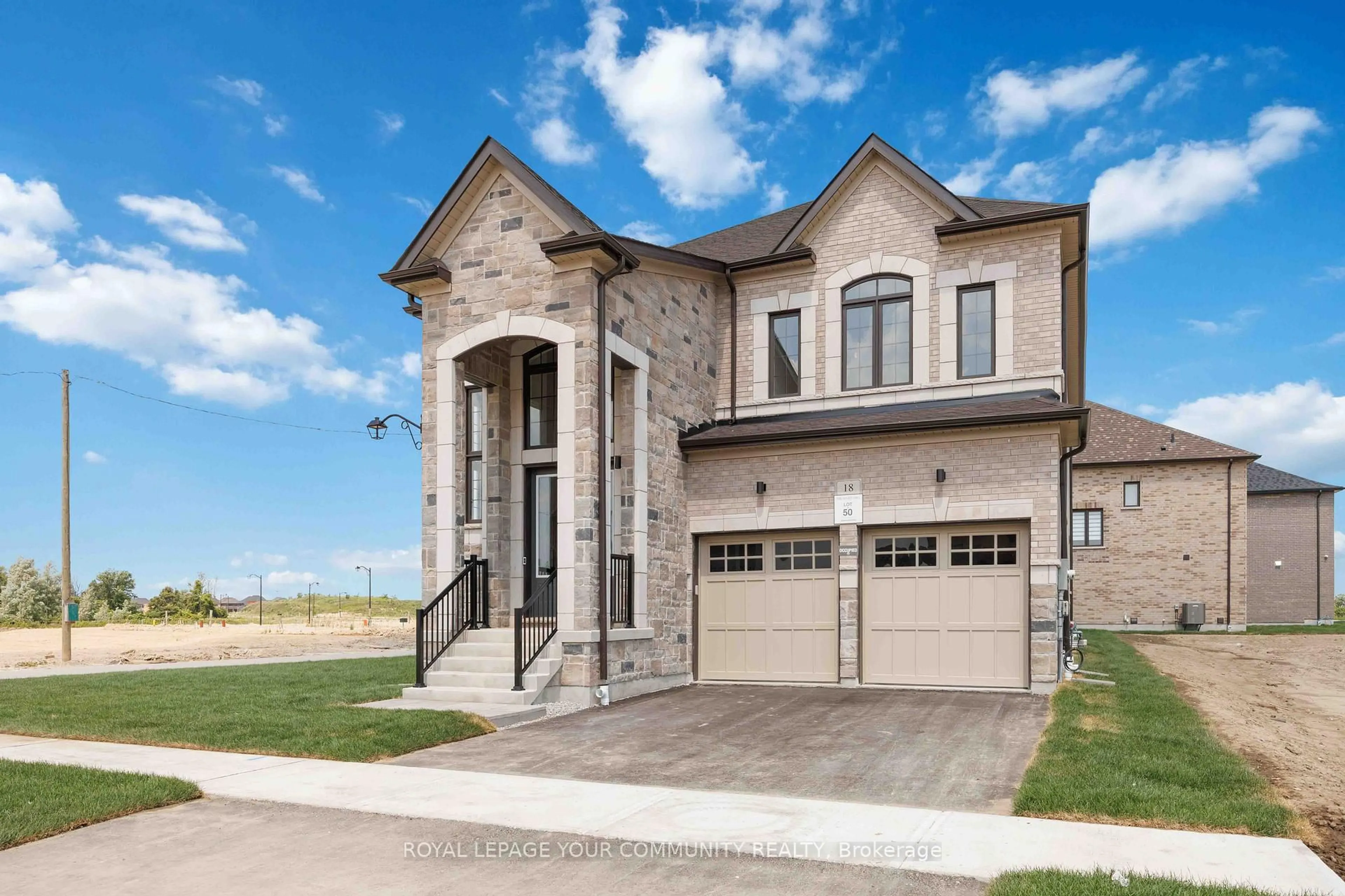 Home with brick exterior material, street for 18 Shadyridge St, King Ontario L7B 1B4