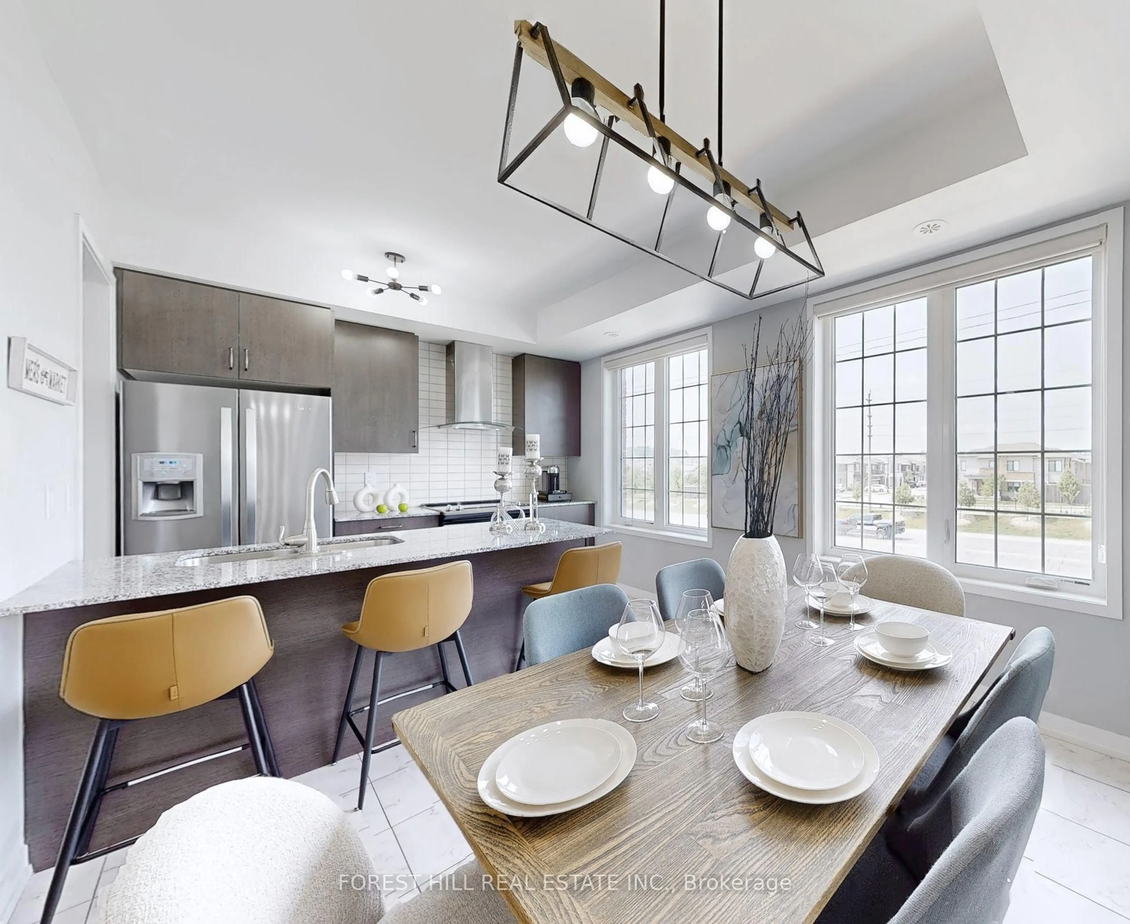 Open concept kitchen, unknown for 189 Harding Park St, Newmarket Ontario L3Y 0E3