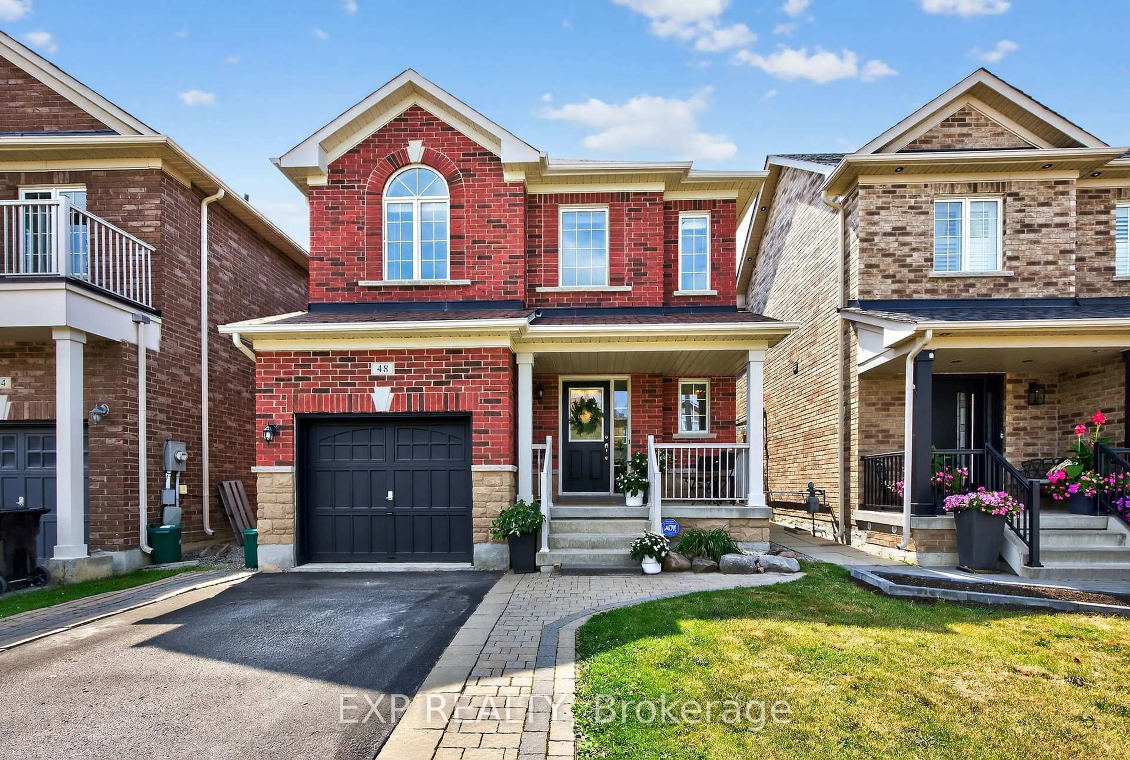 Home with brick exterior material, street for 48 Naylor Dr, Bradford West Gwillimbury Ontario L3Z 0J8