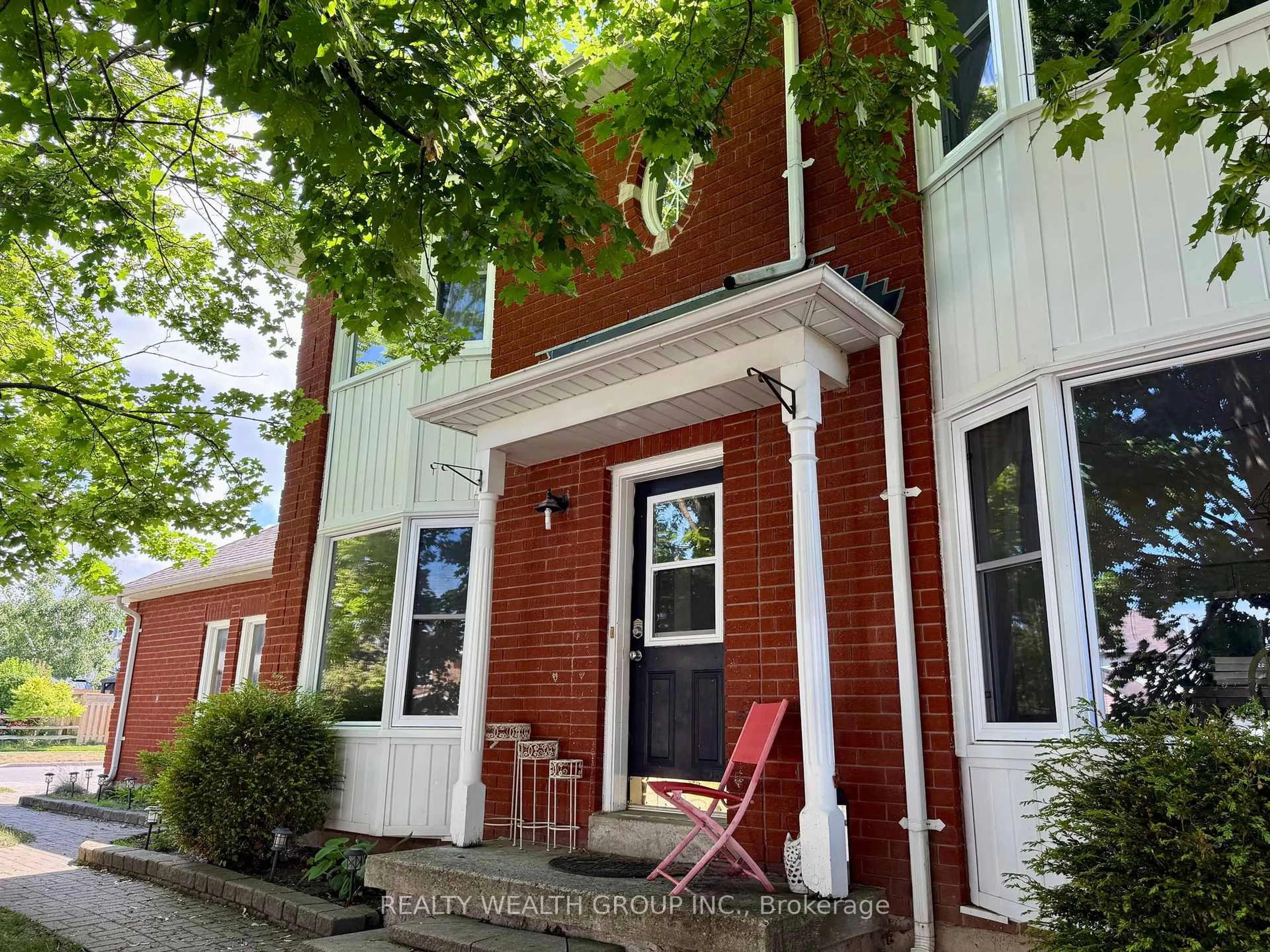 Home with brick exterior material, street for 1226 Benson St, Innisfil Ontario L9S 1Y5