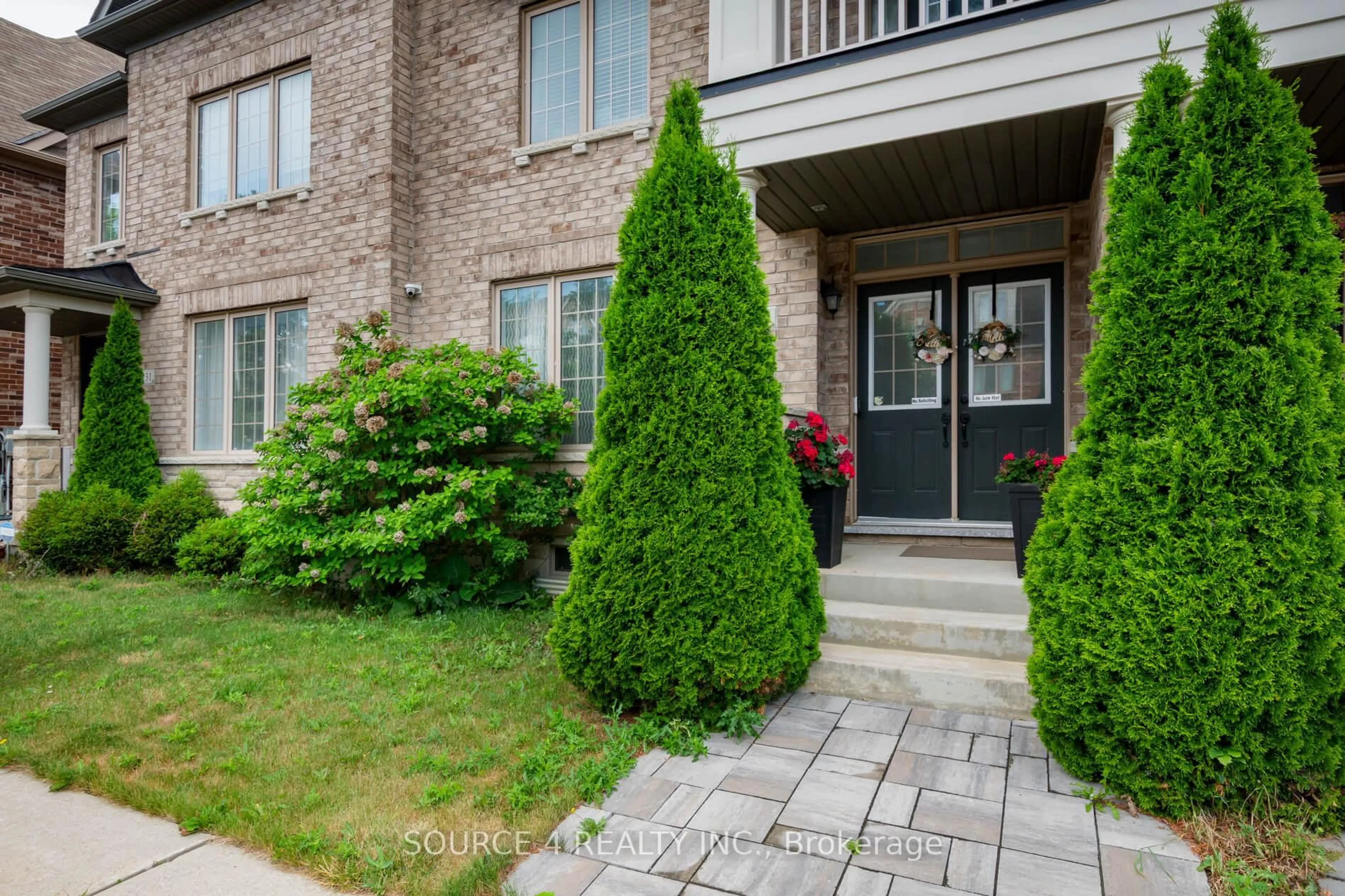 Unknown for 129 Barons St, Vaughan Ontario L4H 1Y7