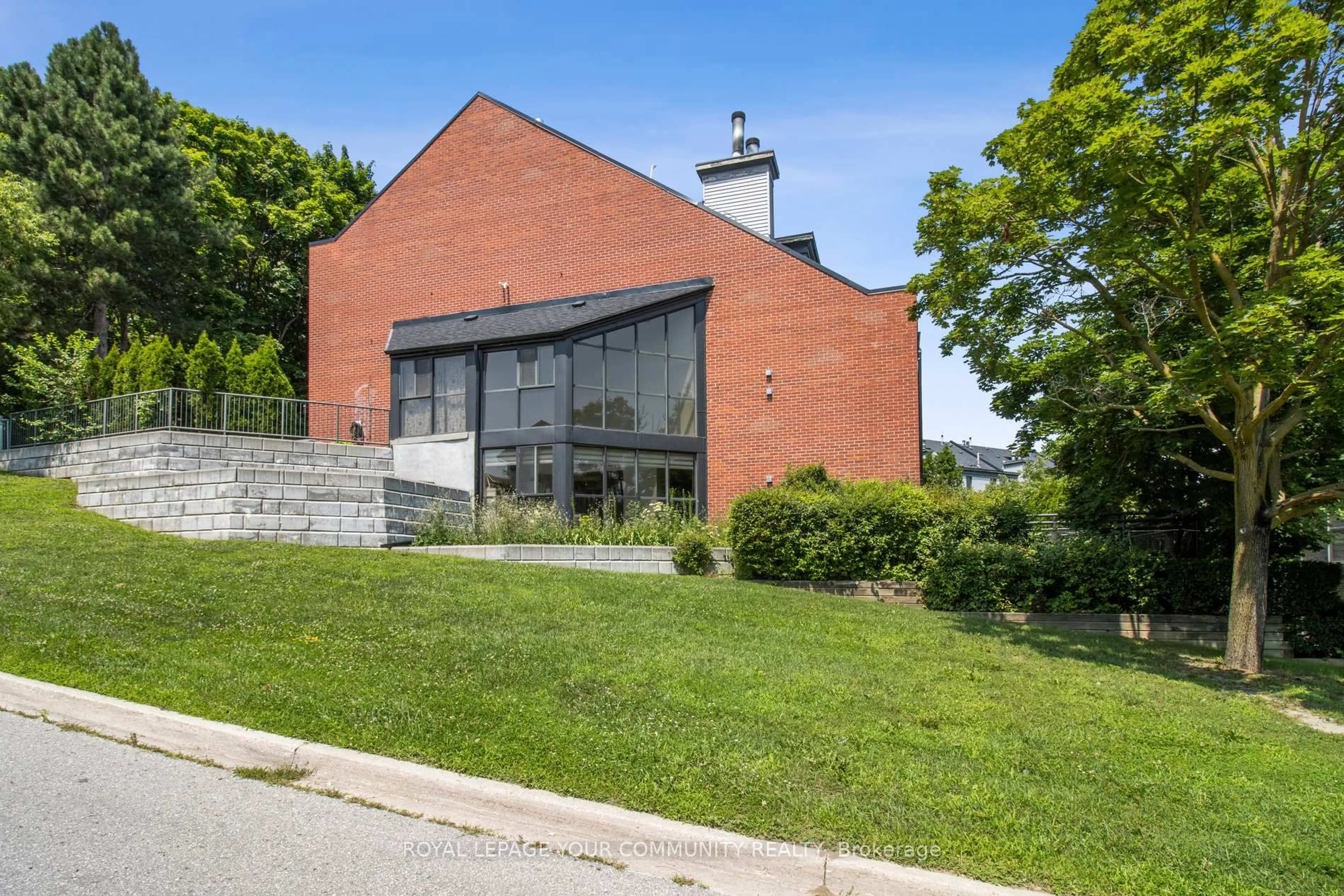 Home with brick exterior material, unknown for 100 Arbors Lane #TH1, Vaughan Ontario L4L 7G4