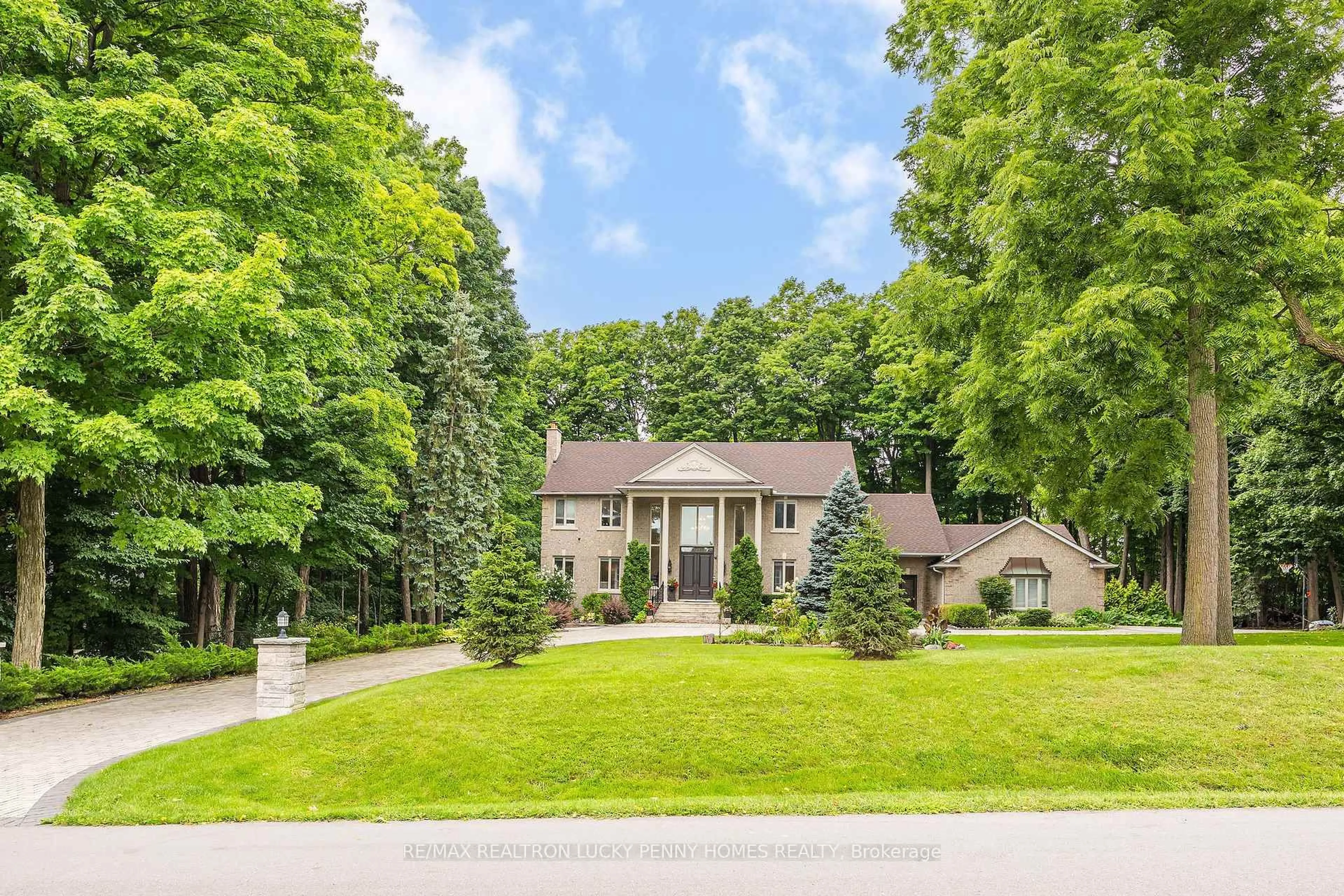 Unknown for 10 Walnut Glen Pl, Markham Ontario L6C 1A3