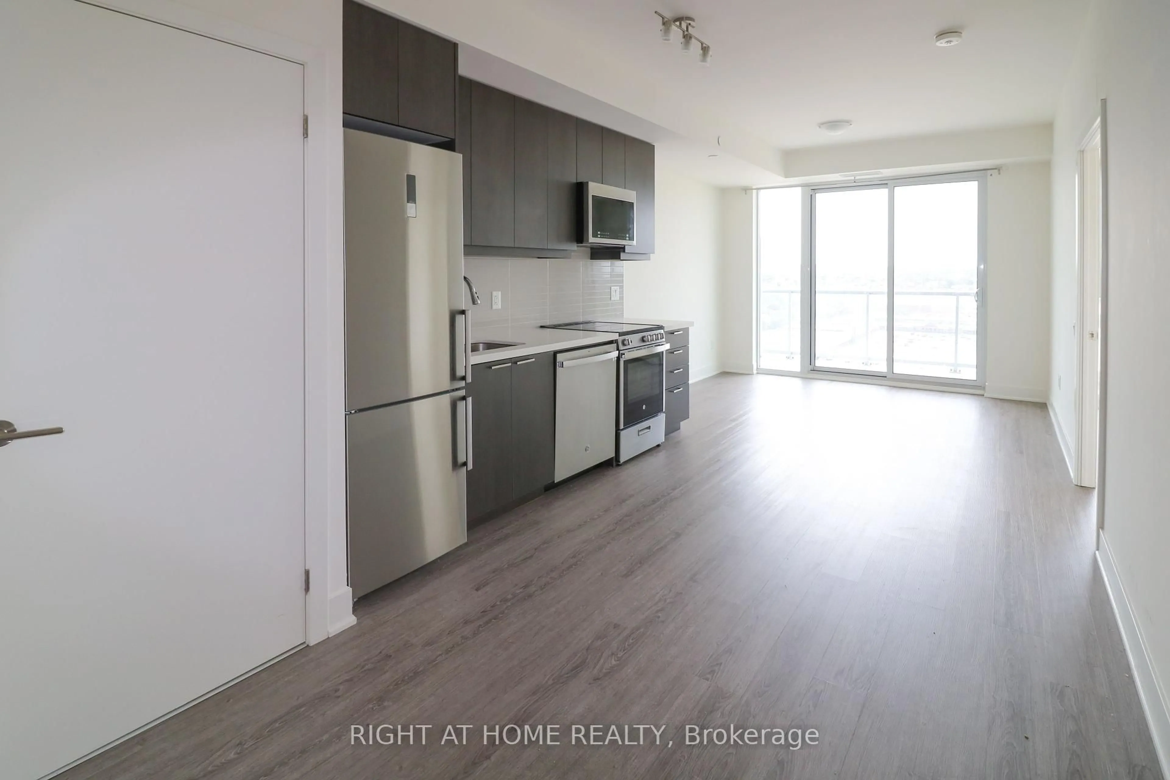 Unknown for 185 Deerfield Rd Rd #1206, Newmarket Ontario L3Y 0G7