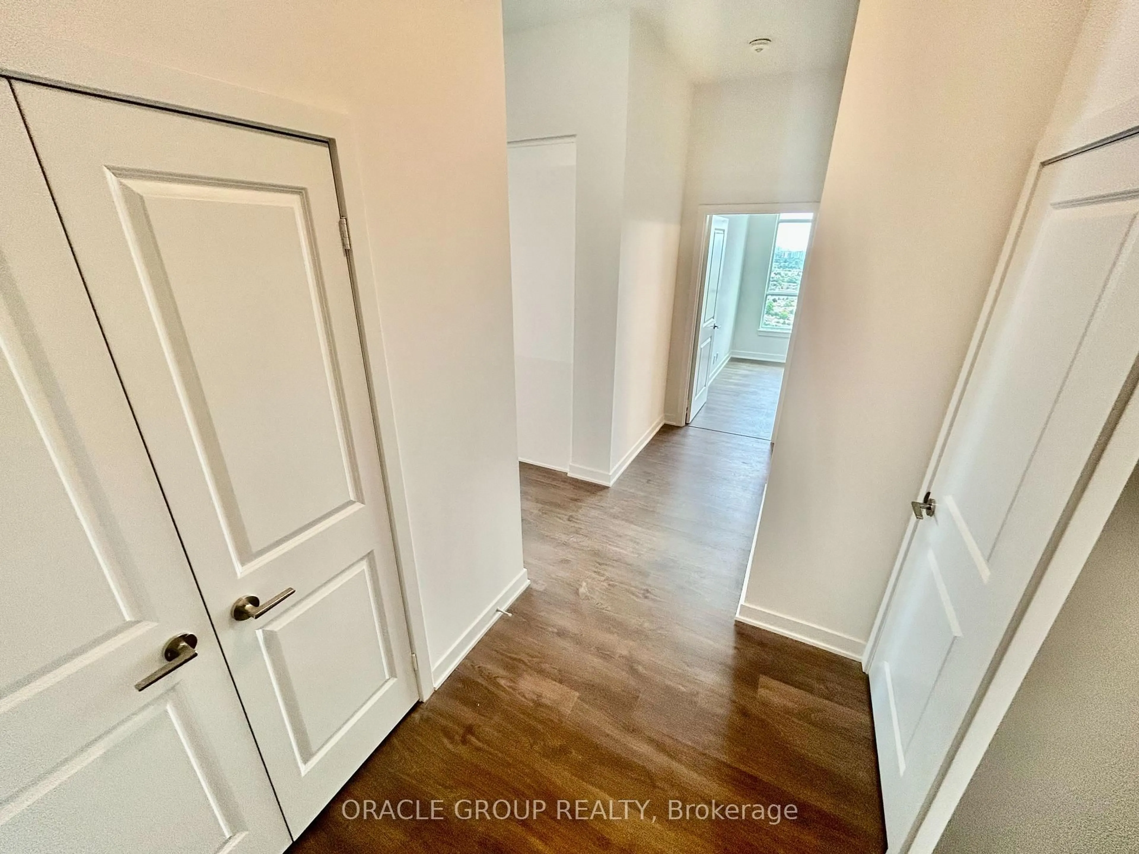 A pic of a room for 50 Upper Mall Way #B-PH09, Vaughan Ontario L4J 4P8