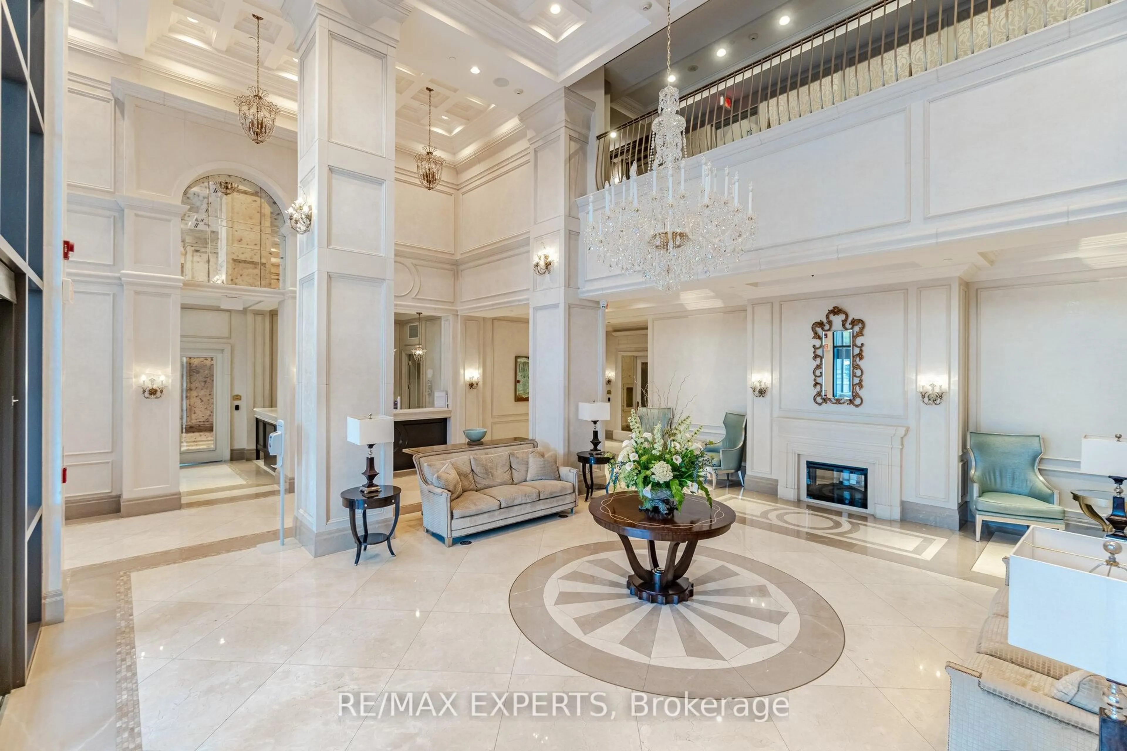 Lobby for 9255 Jane St #1103, Vaughan Ontario L6A 0K1