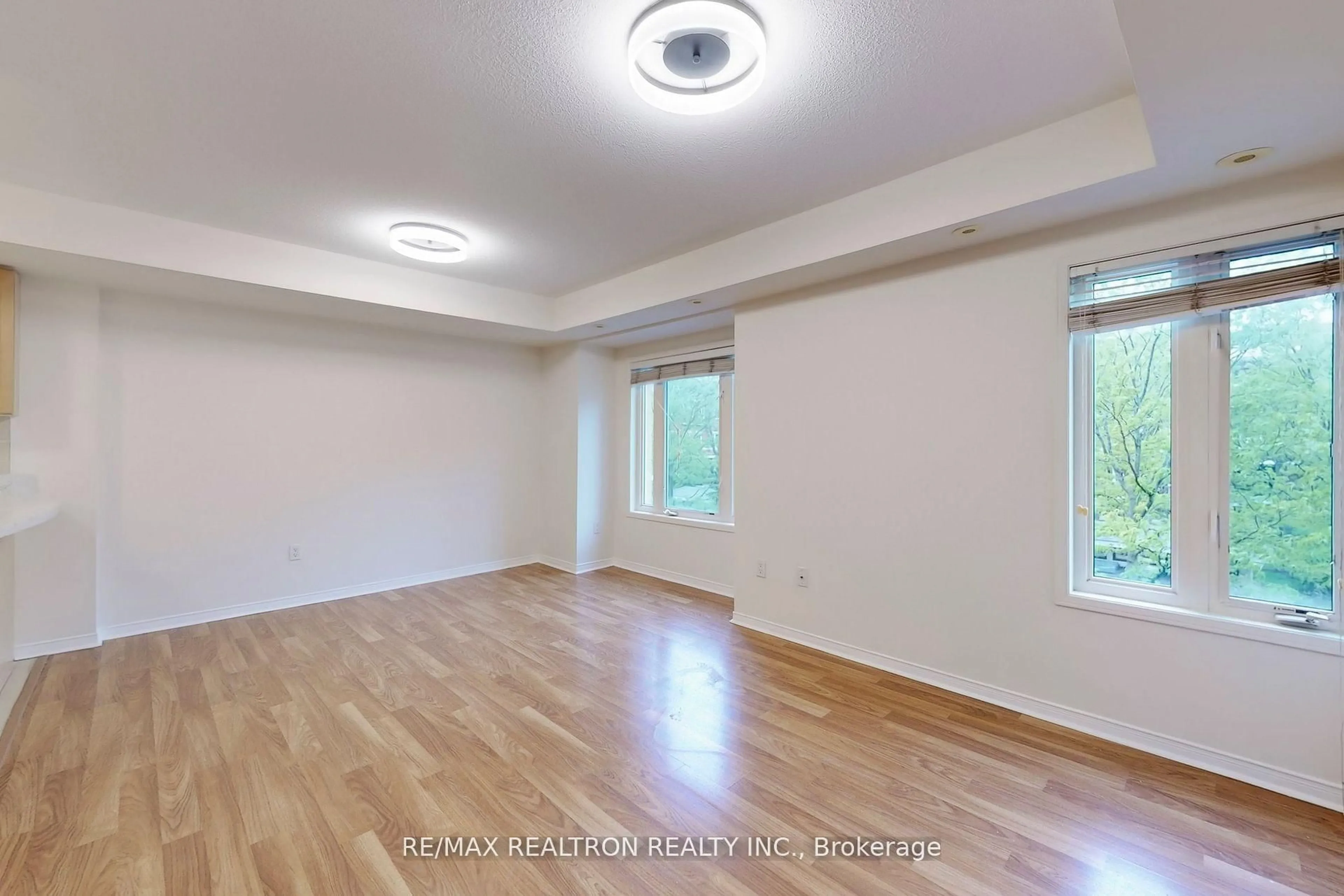 A pic of a room for 312 John St #335, Markham Ontario L3T 0A7