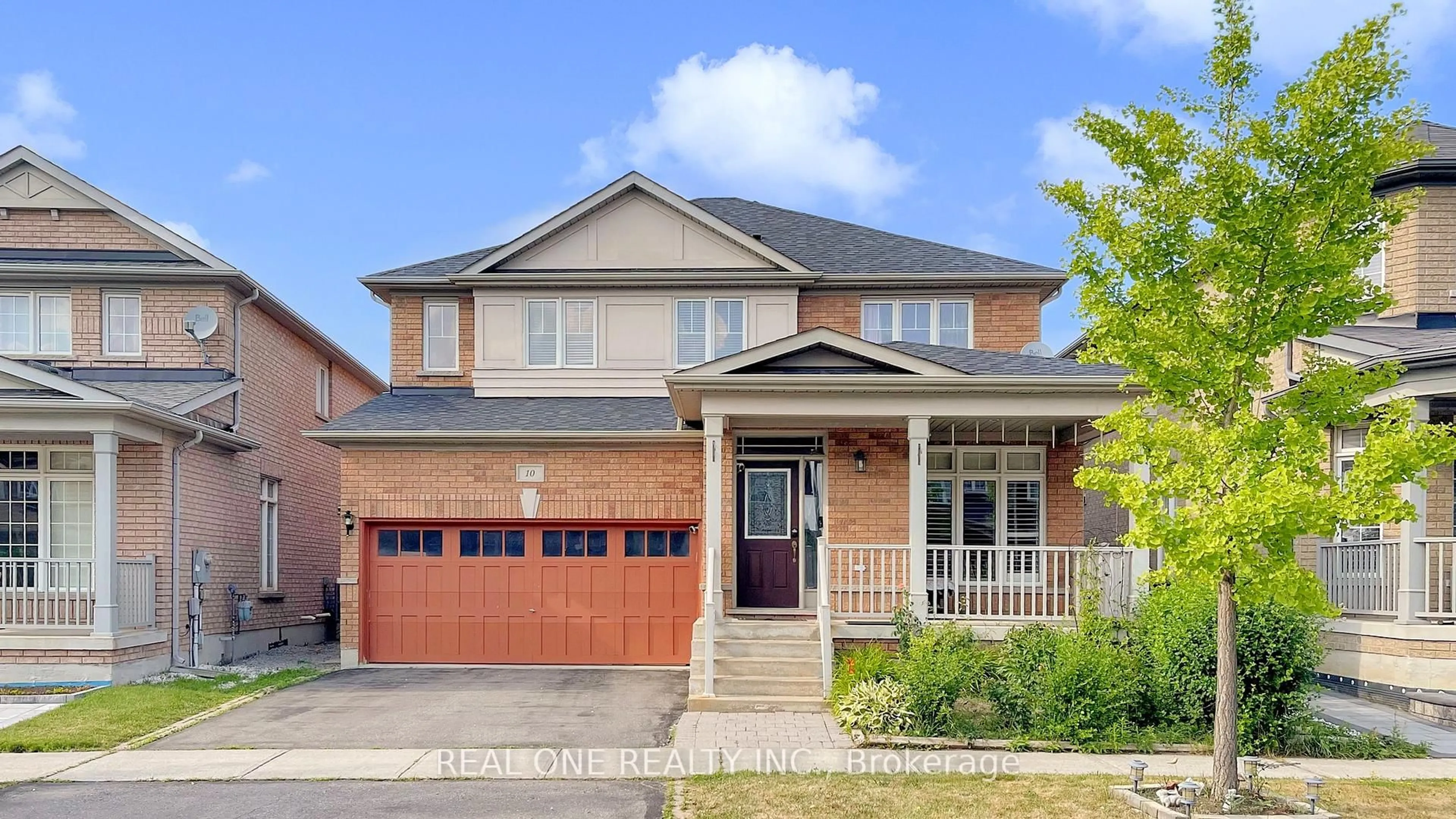 Home with brick exterior material, street for 10 Willow Landing, Markham Ontario L6E 0H2