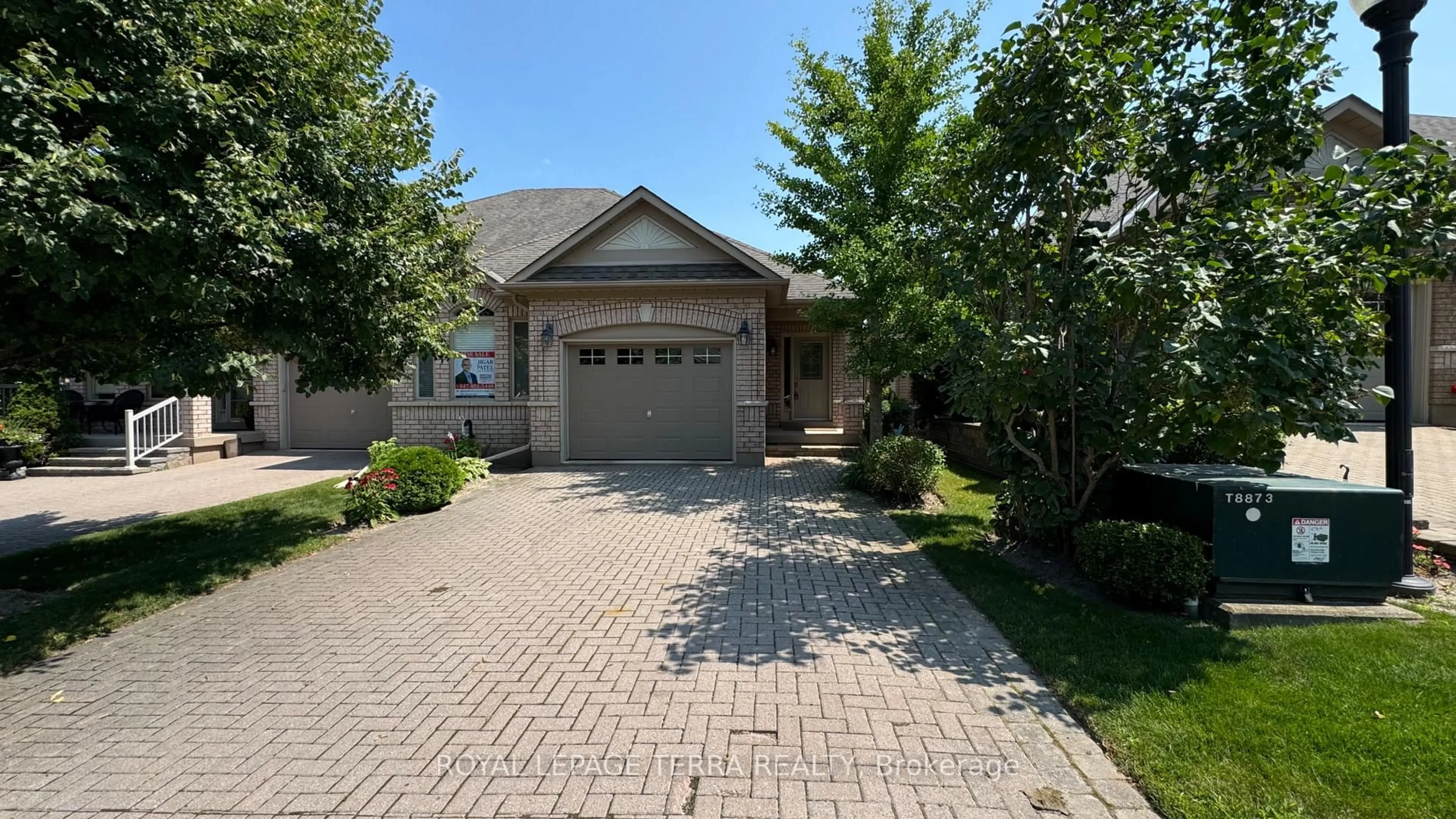 Home with brick exterior material, street for 13 Montebello Terr, New Tecumseth Ontario L9R 2H4