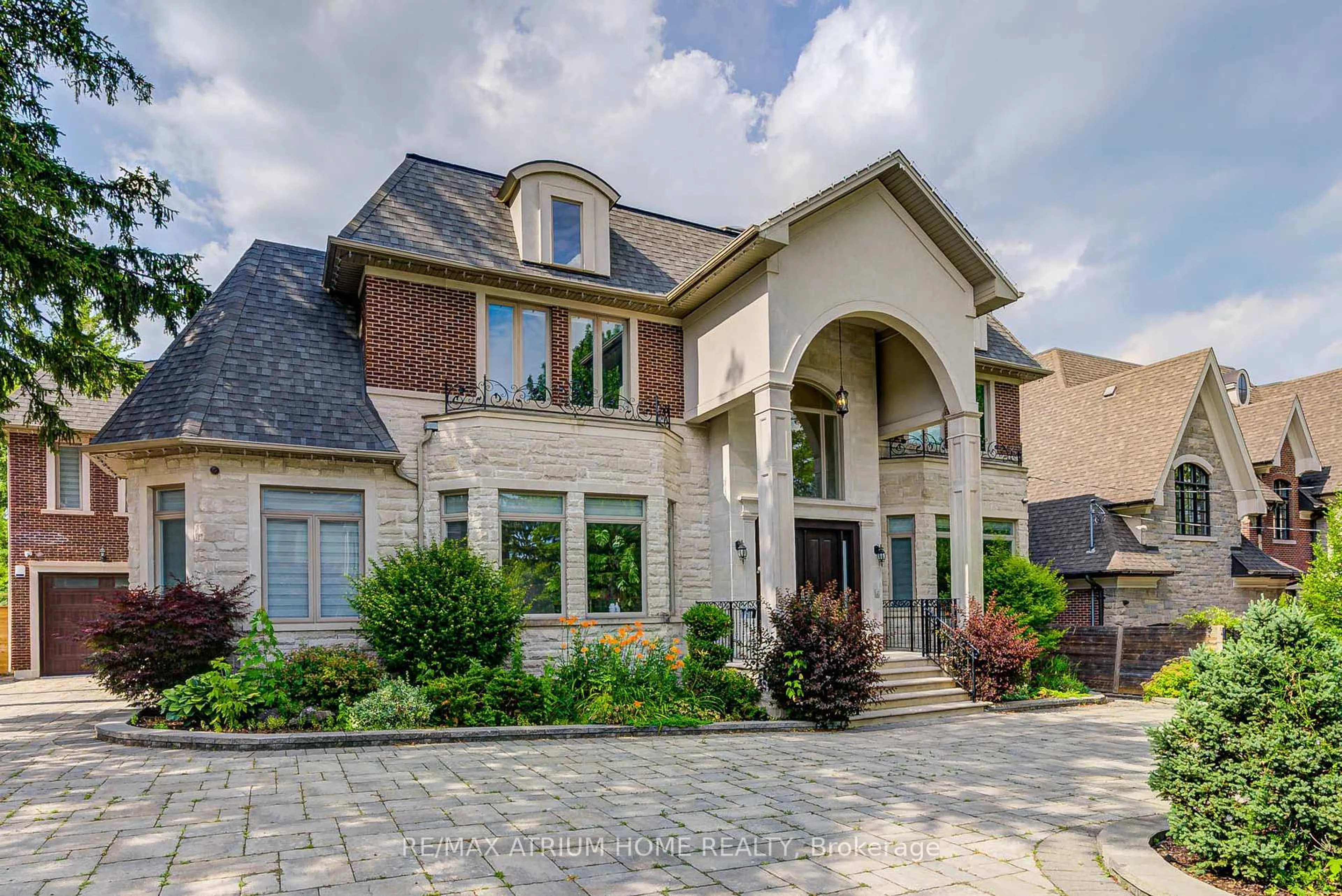 Home with brick exterior material, street for 45 Boyle Dr, Richmond Hill Ontario L4C 6C8