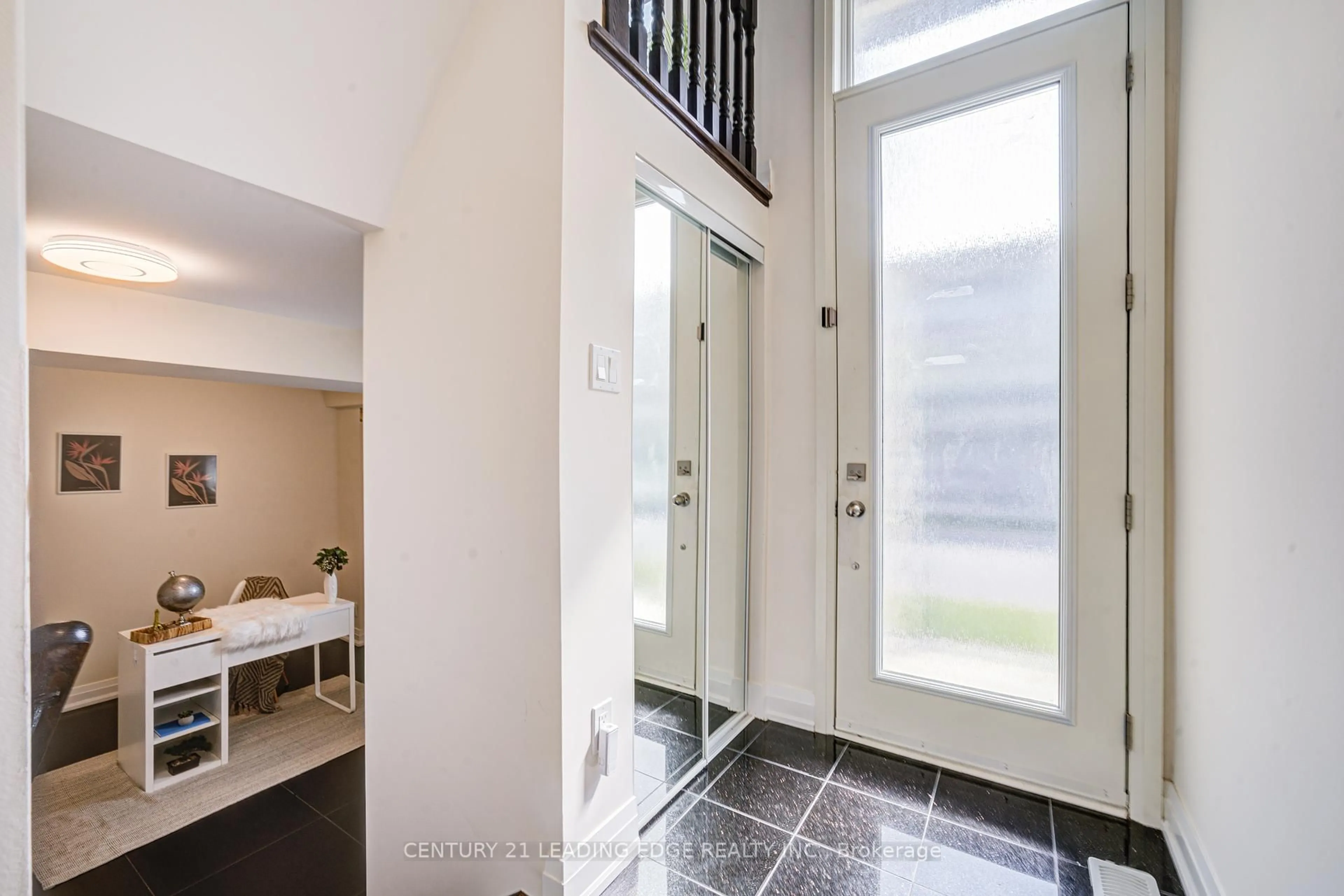 Indoor entryway for 88 William Saville St, Markham Ontario L3R 9S3