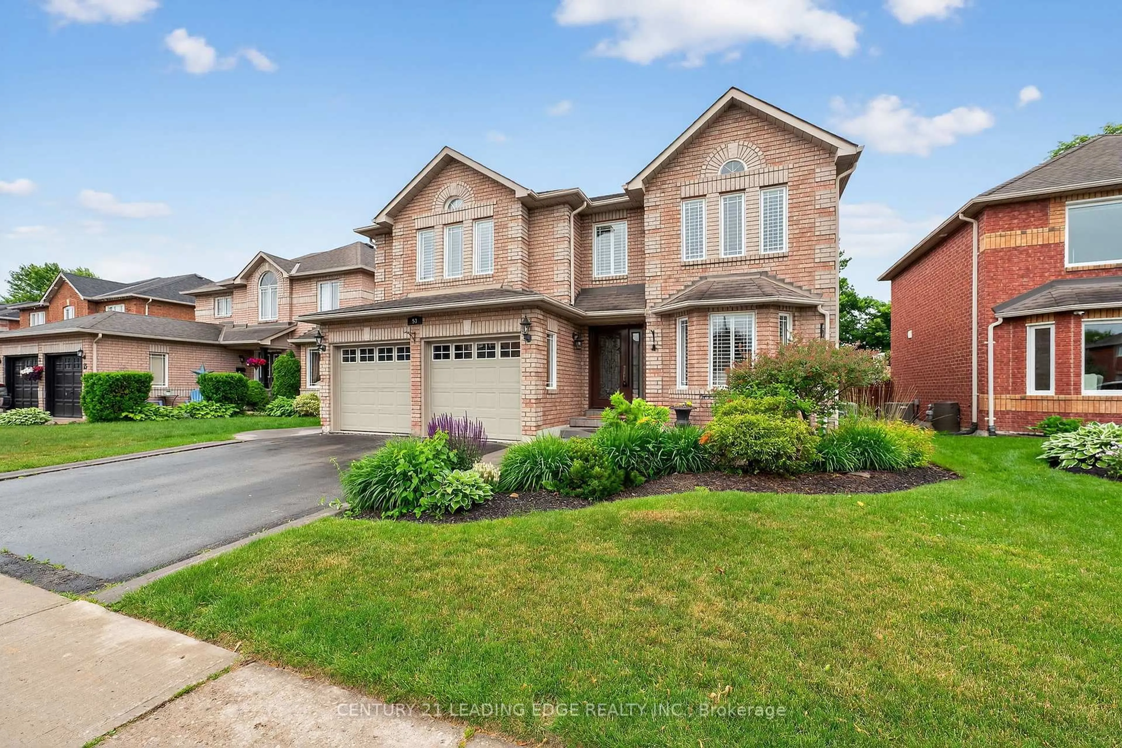 Home with brick exterior material, street for 53 Fairwood Dr, Georgina Ontario L4P 3S2