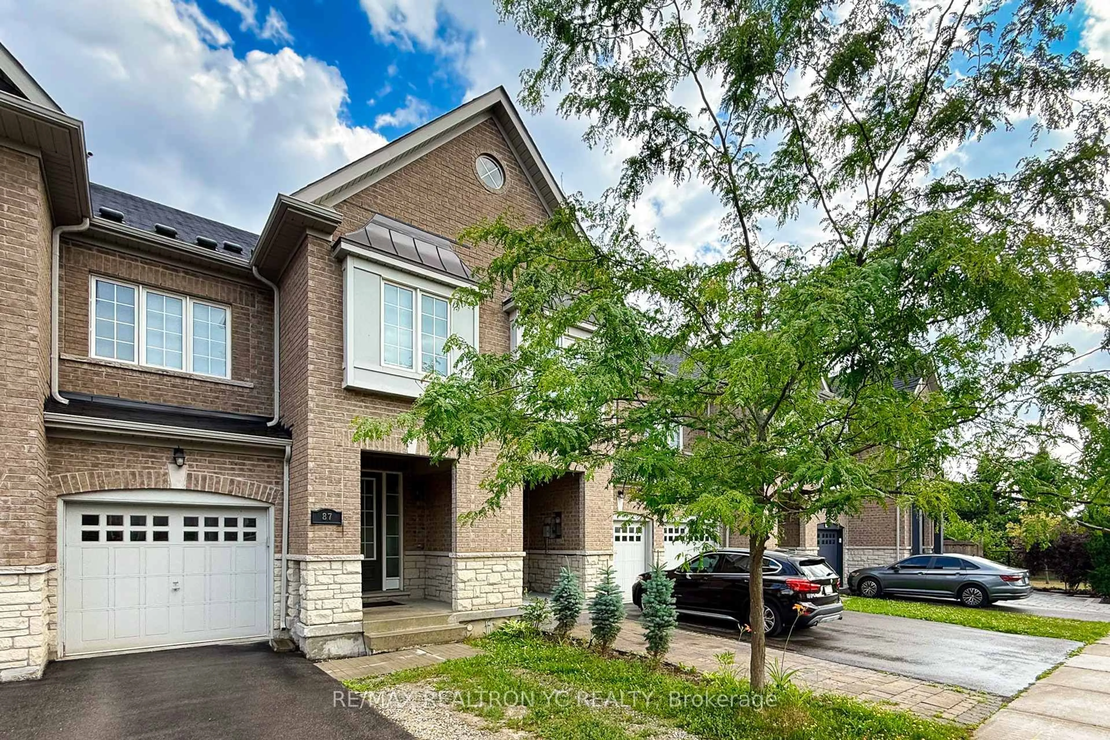 Home with brick exterior material, street for 87 Chayna Cres, Vaughan Ontario L6A 0N1