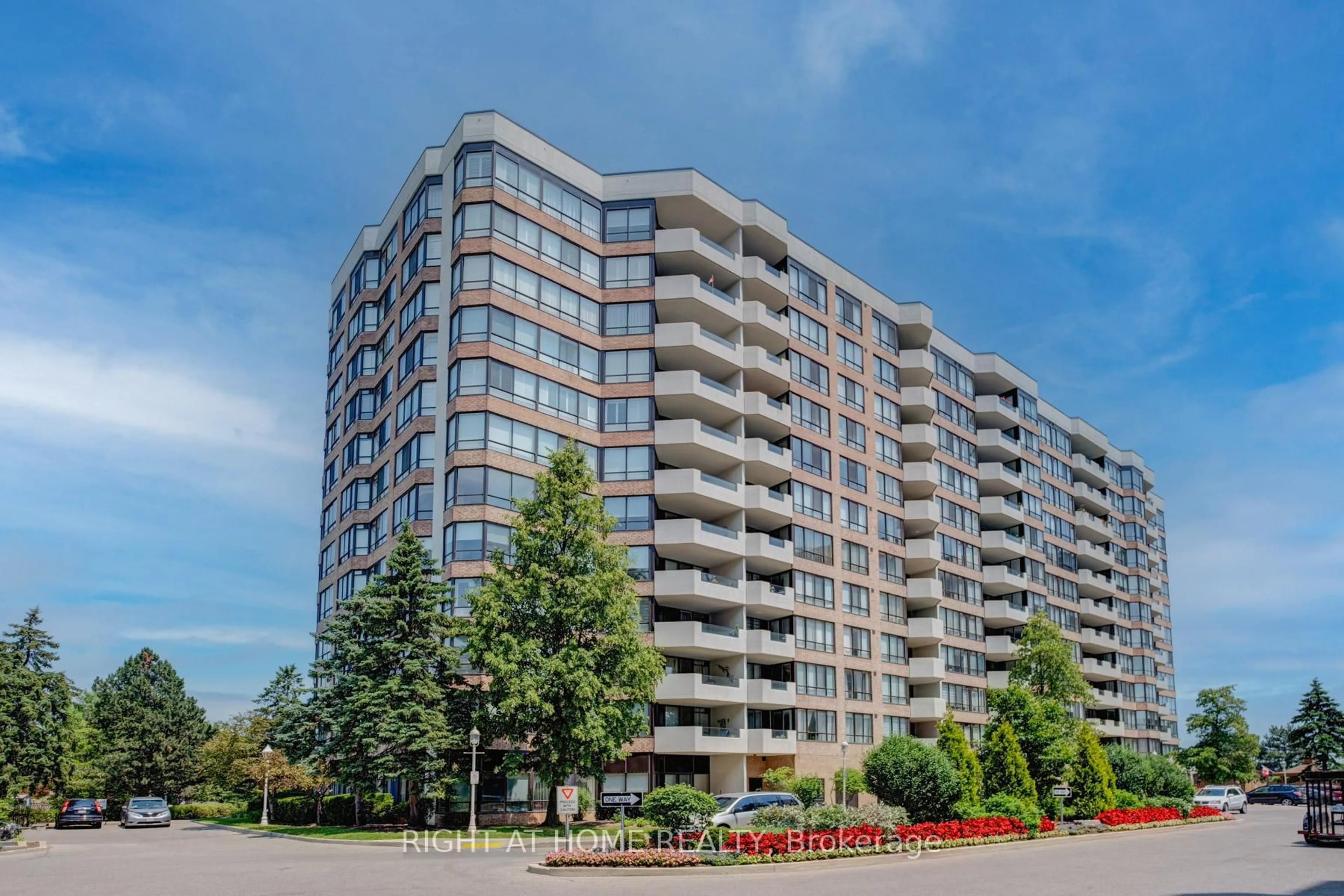 Unknown for 25 Austin Dr #624, Markham Ontario L3R 8H4