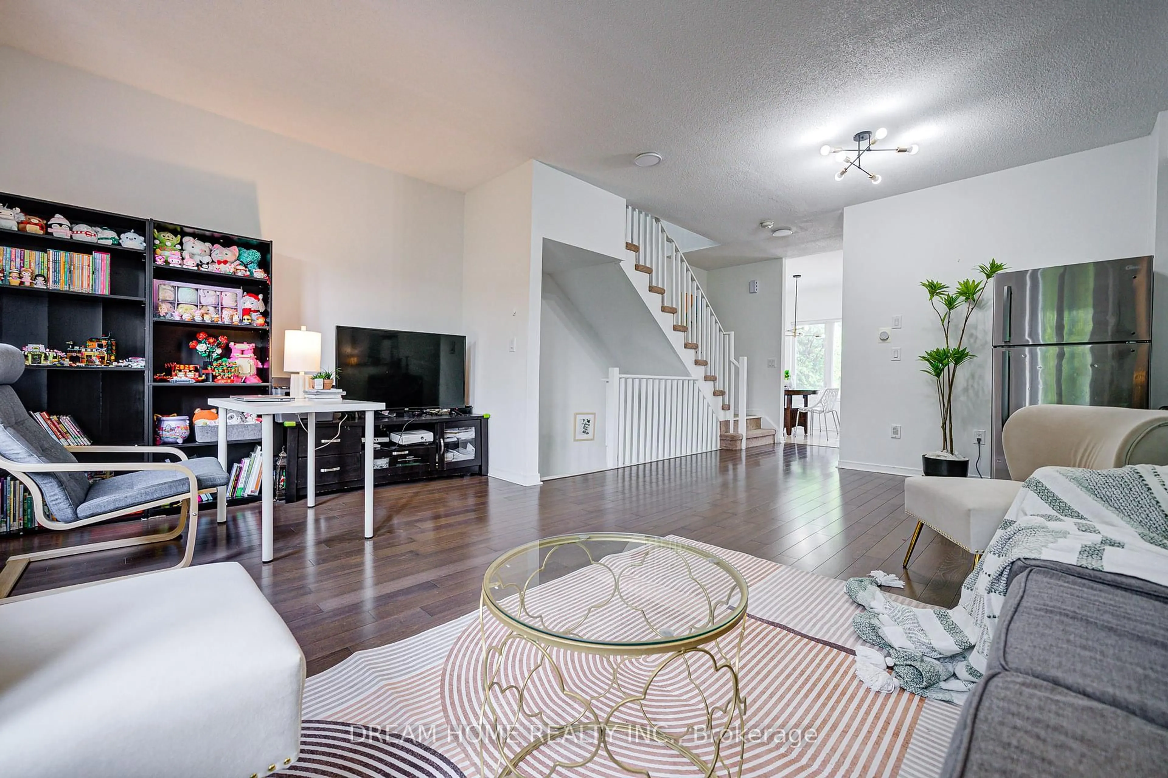 Living room with furniture, unknown for 4608 Steeles Ave #TH4, Markham Ontario L3R 6B6