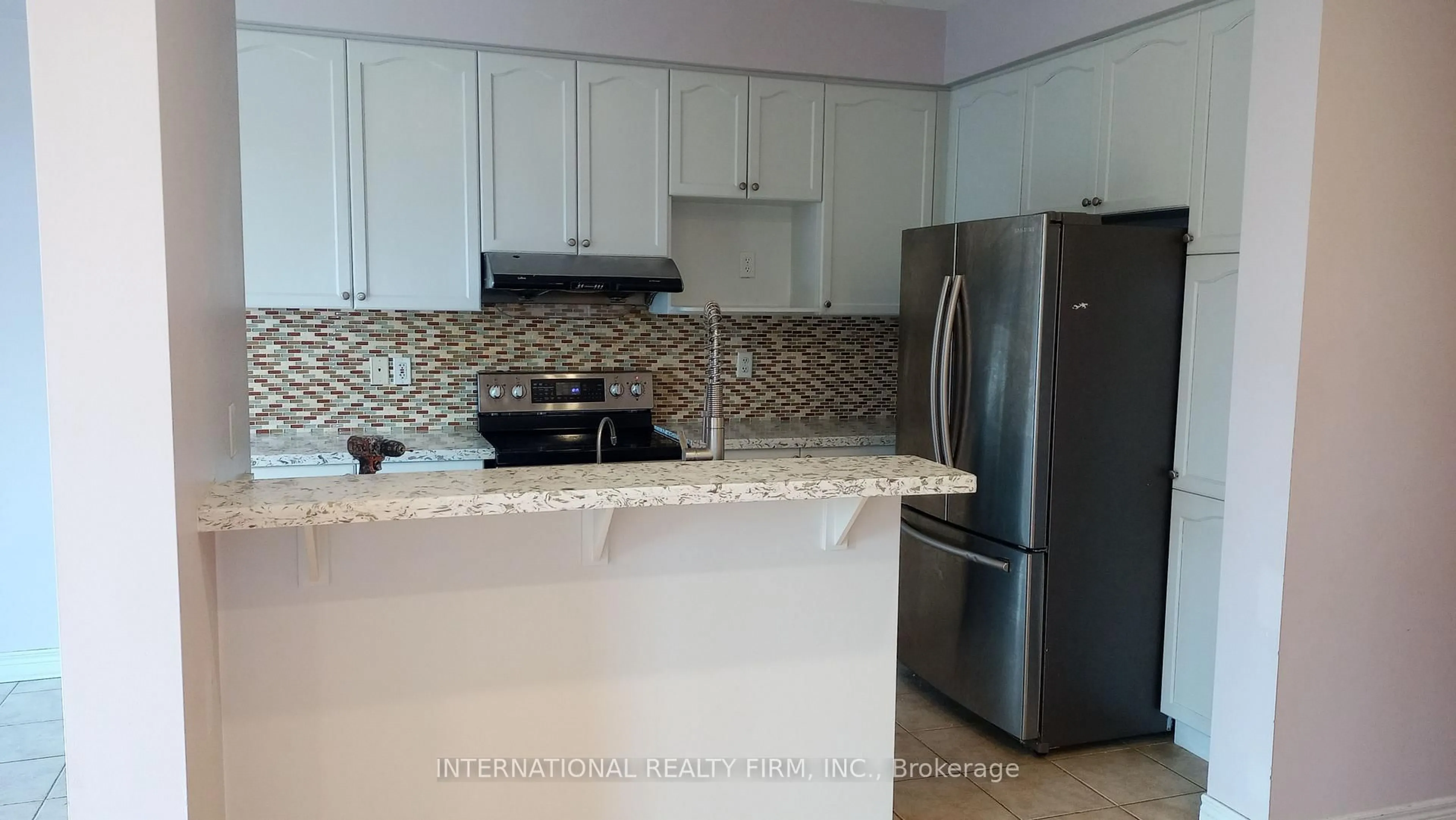 Standard kitchen, ceramic/tile floor for 2867 Bur Oak Ave, Markham Ontario L6B 1E4