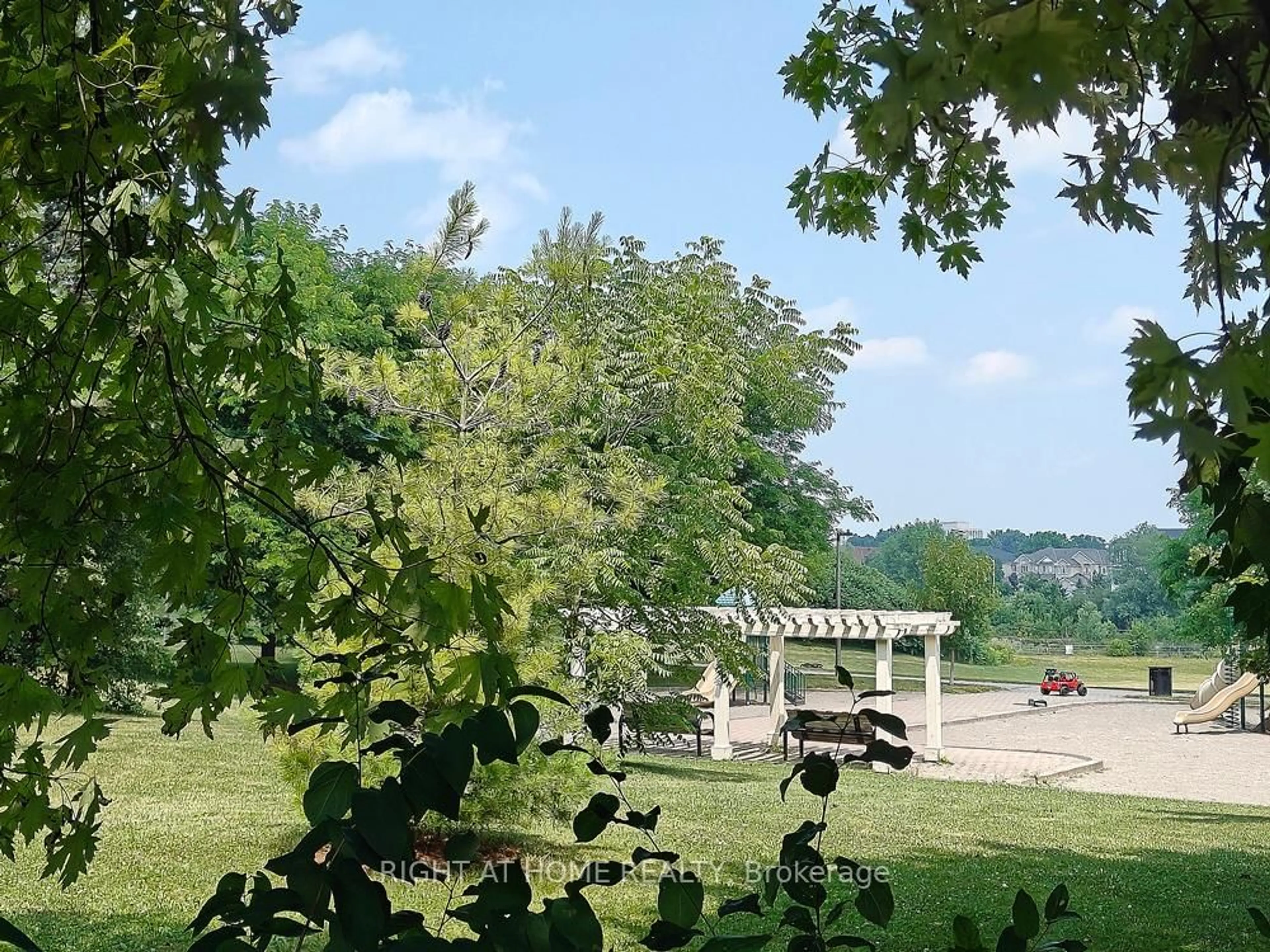Unknown for 116 Cooperage Cres, Richmond Hill Ontario L4C 9L8